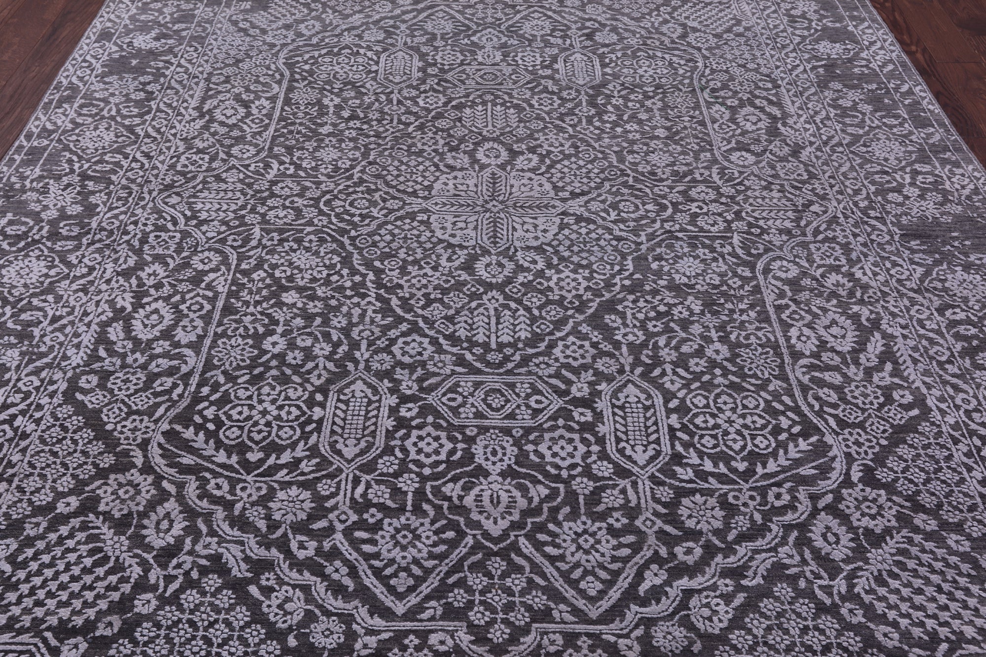 Grey Persian Hand Knotted Wool & Silk Rug - 7' 8" X 9' 11" - Golden Nile
