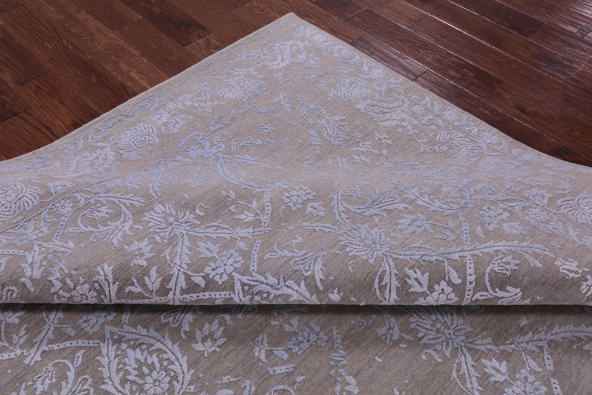 Grey Contemporary Hand Knotted Wool & Silk Rug - 7' 7" X 10' 0" - Golden Nile
