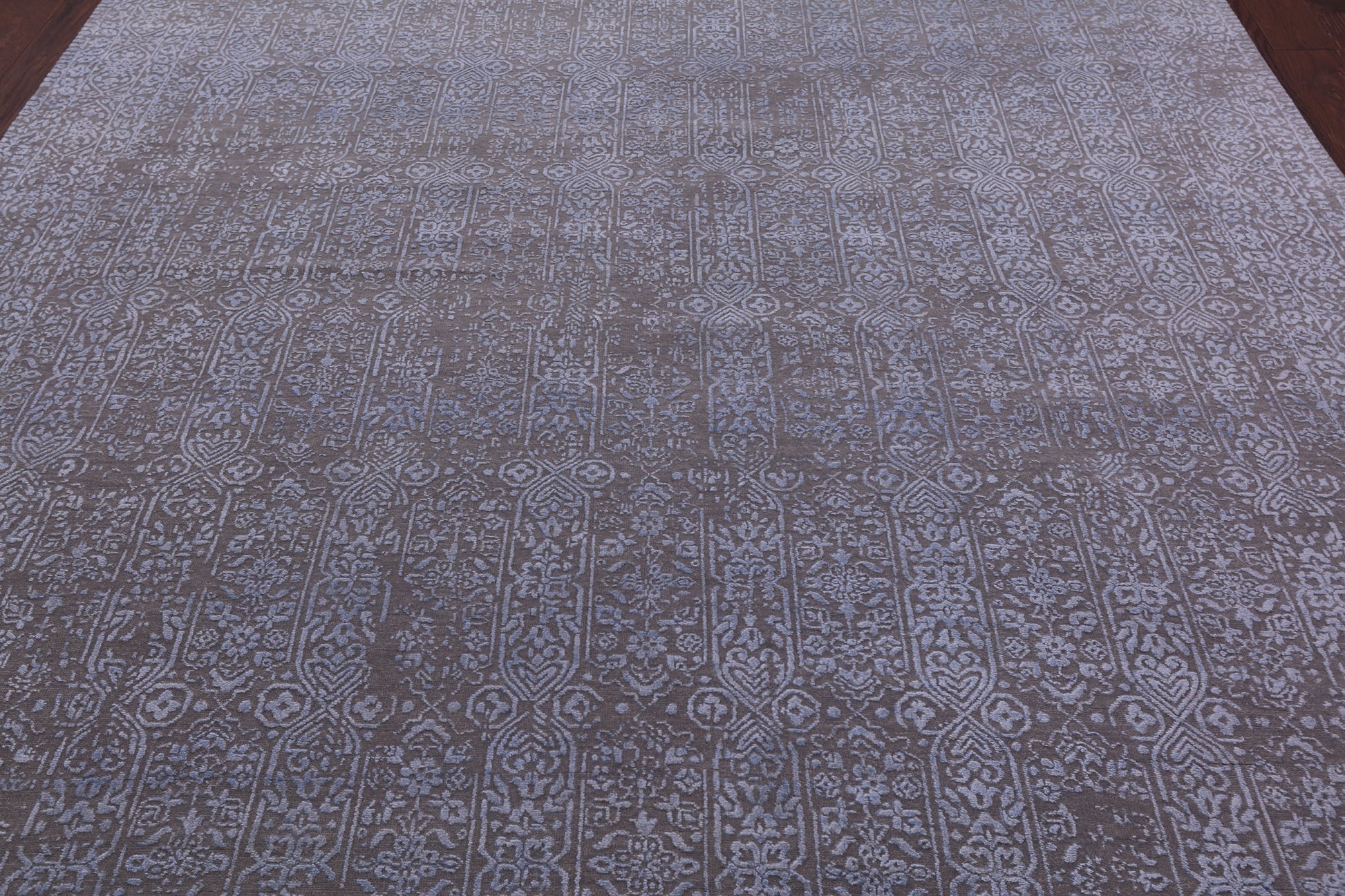 Grey Contemporary Handmade Wool & Silk Rug - 7' 11" X 9' 9" - Golden Nile
