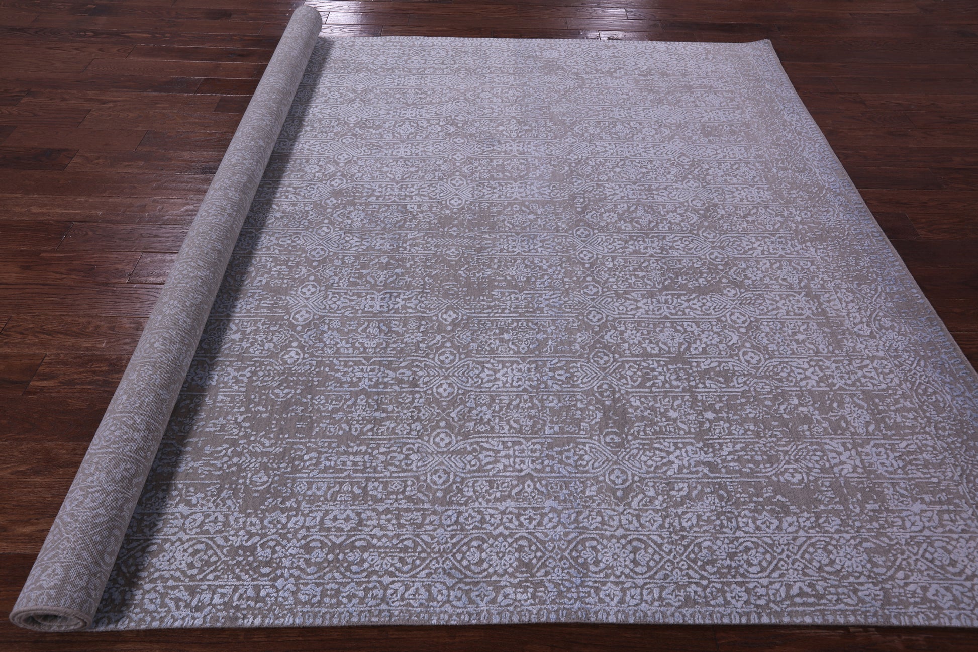 Grey Contemporary Handmade Wool & Silk Rug - 7' 11" X 9' 9" - Golden Nile