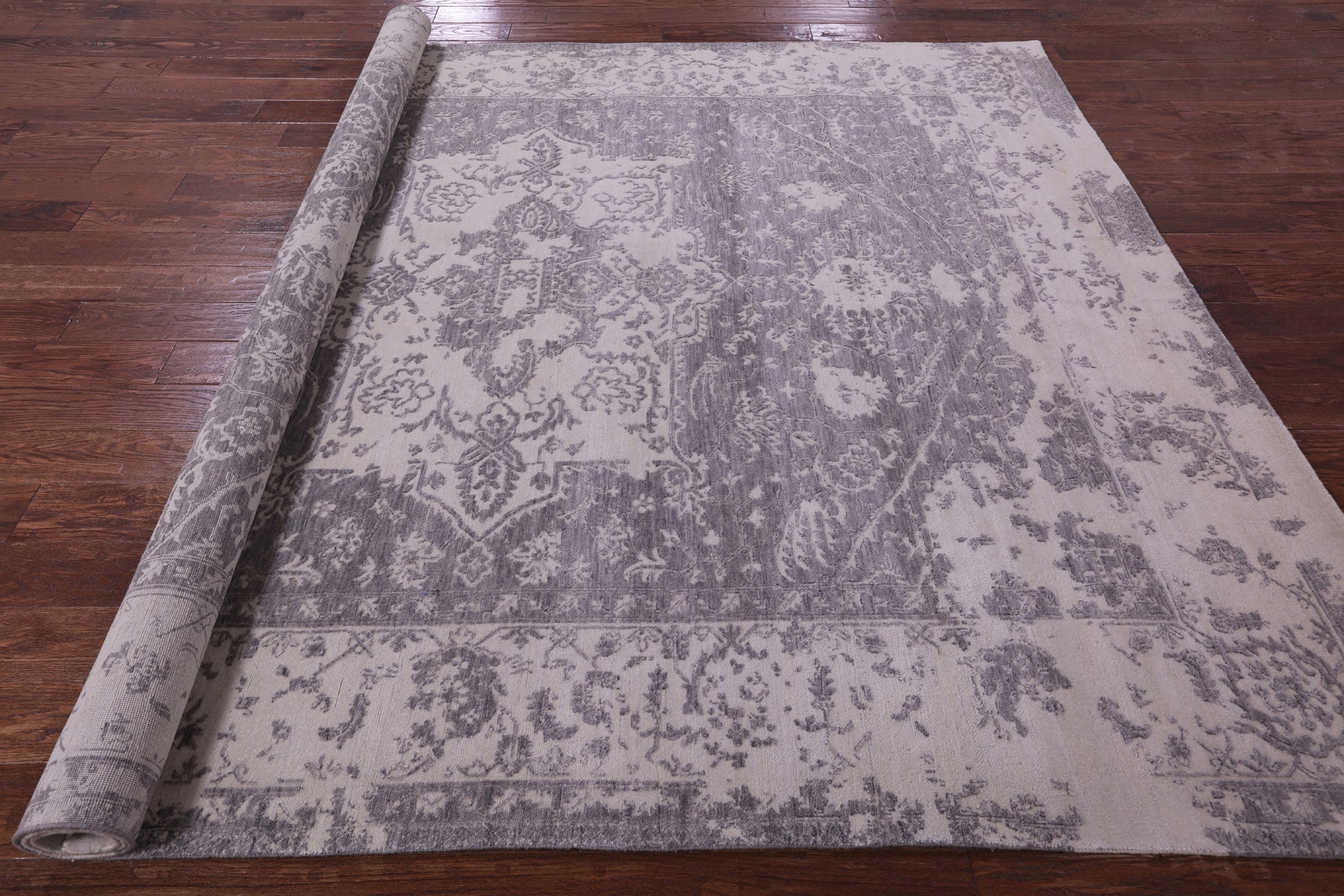Grey Persian Fine Serapi Handmade Wool Rug - 7' 10" X 9' 8" - Golden Nile