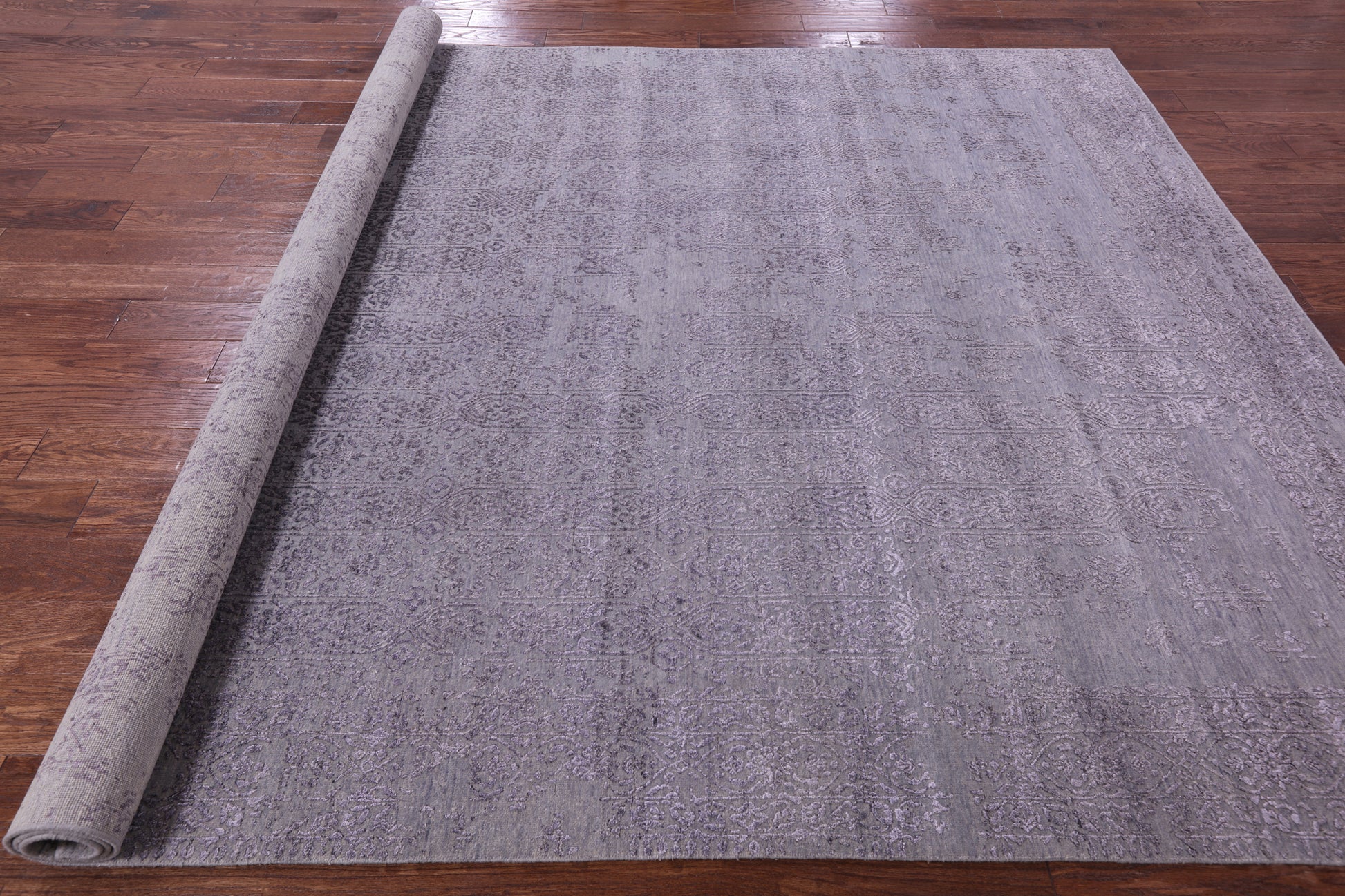 Grey Persian Hand Knotted Wool & Silk Rug - 7' 11" X 10' 2" - Golden Nile