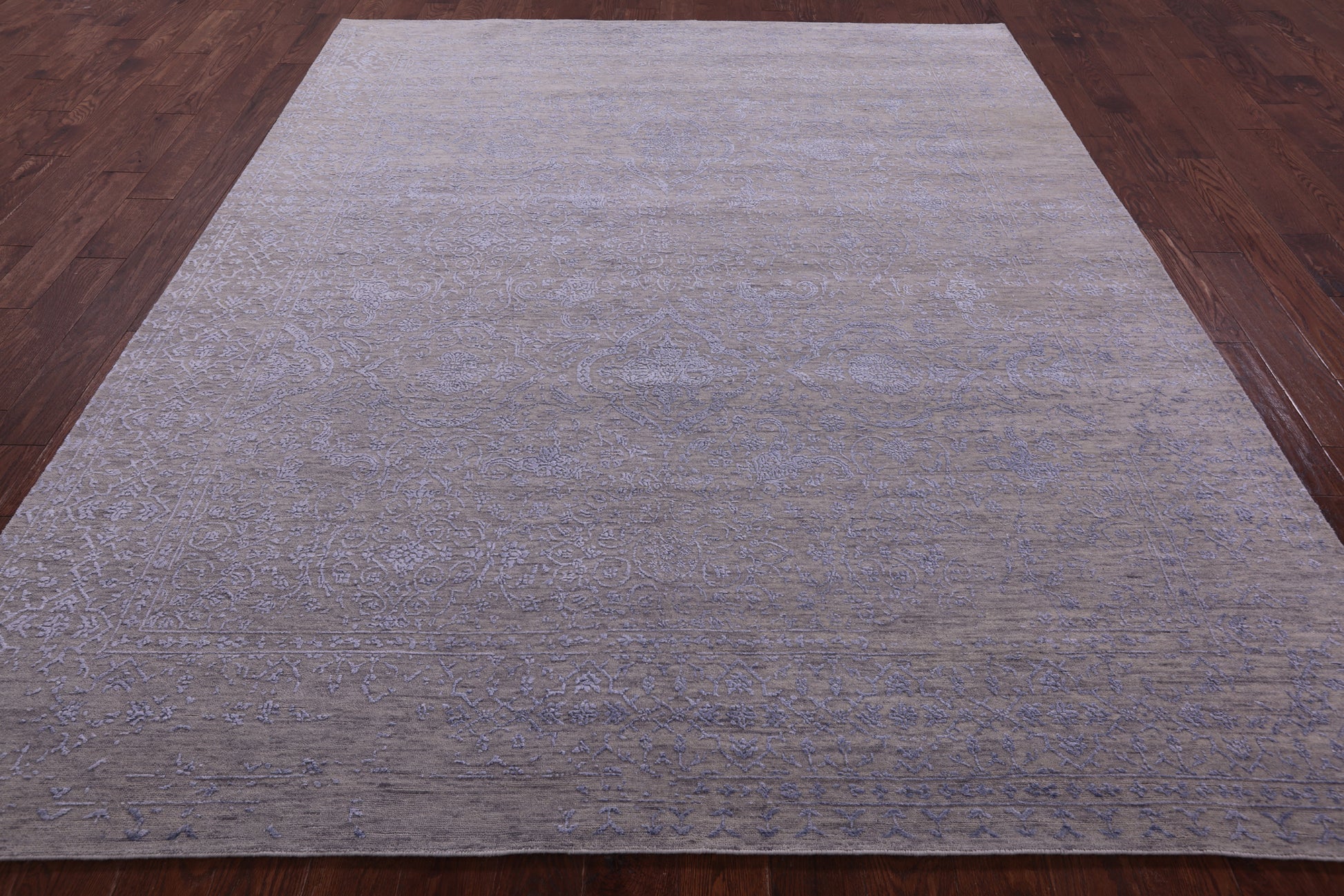 Grey Persian Hand Knotted Wool & Silk Rug - 7' 11" X 9' 10" - Golden Nile