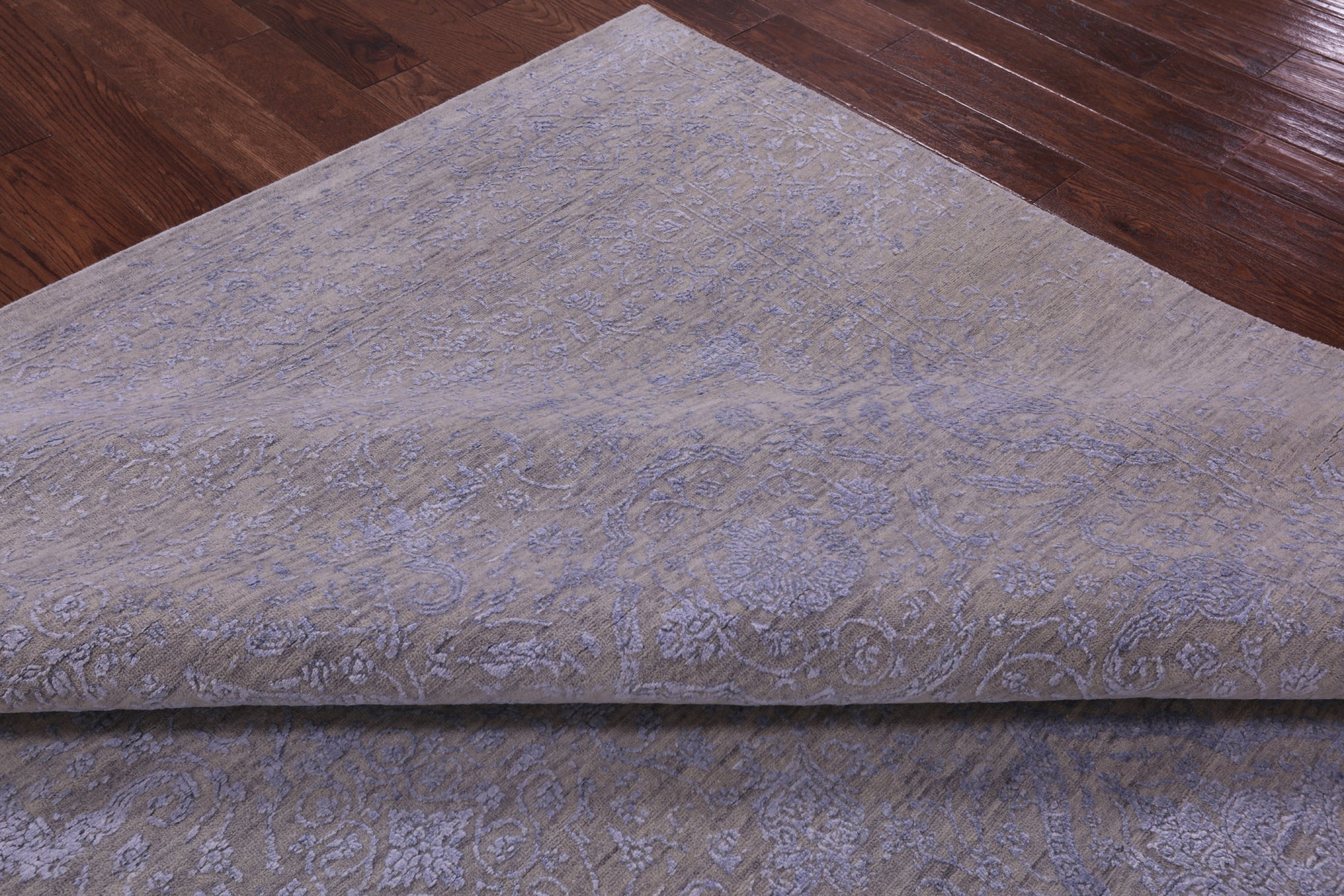 Grey Persian Hand Knotted Wool & Silk Rug - 7' 11" X 9' 10" - Golden Nile