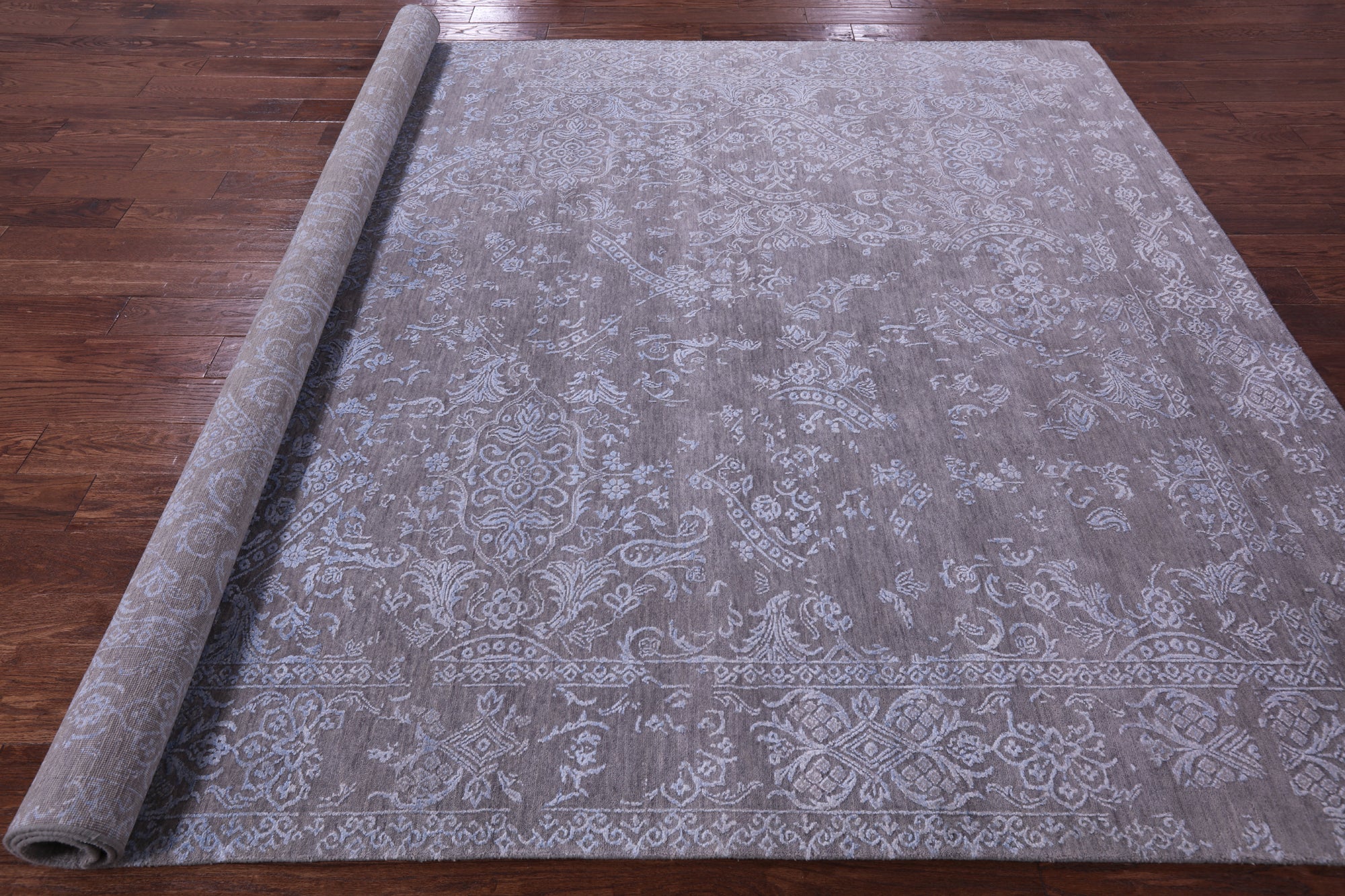 Grey Persian Tabriz Hand Knotted Wool & Silk Rug - 7' 11" X 9' 10" - Golden Nile