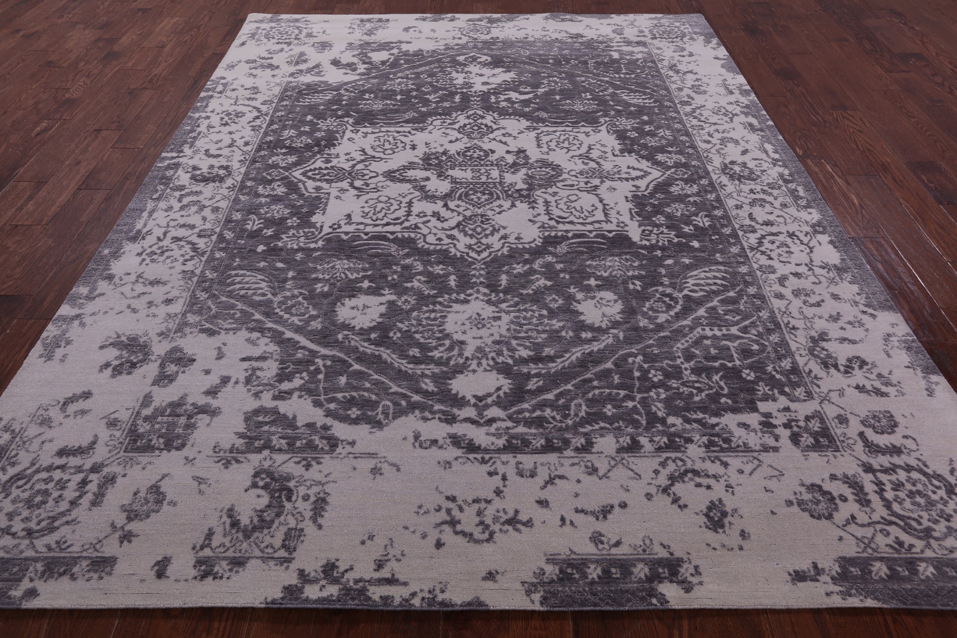 Grey Persian Fine Serapi Hand Knotted Wool Rug - 8' 0" X 10' 3" - Golden Nile