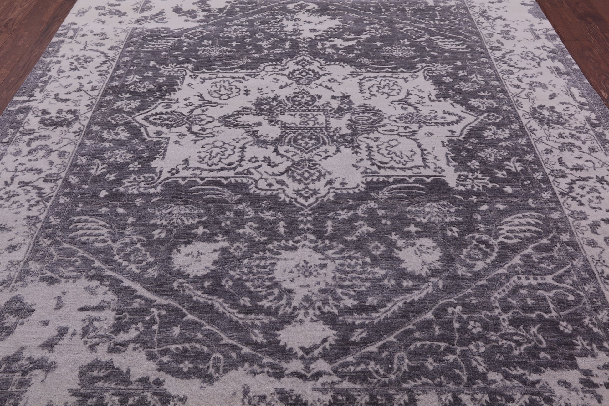 Grey Persian Fine Serapi Hand Knotted Wool Rug - 8' 0" X 10' 3" - Golden Nile