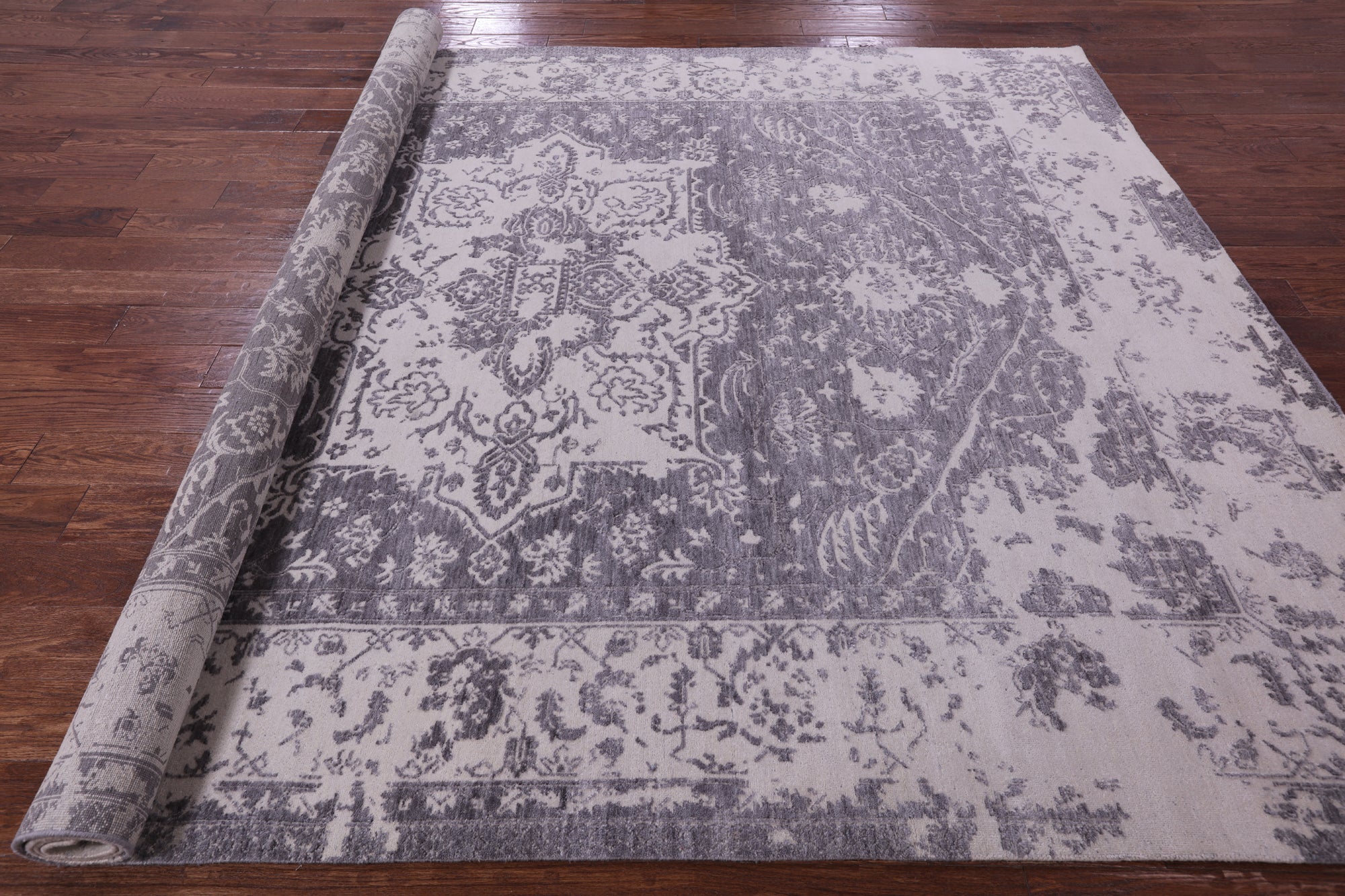 Grey Persian Fine Serapi Hand Knotted Wool Rug - 8' 0" X 10' 3" - Golden Nile