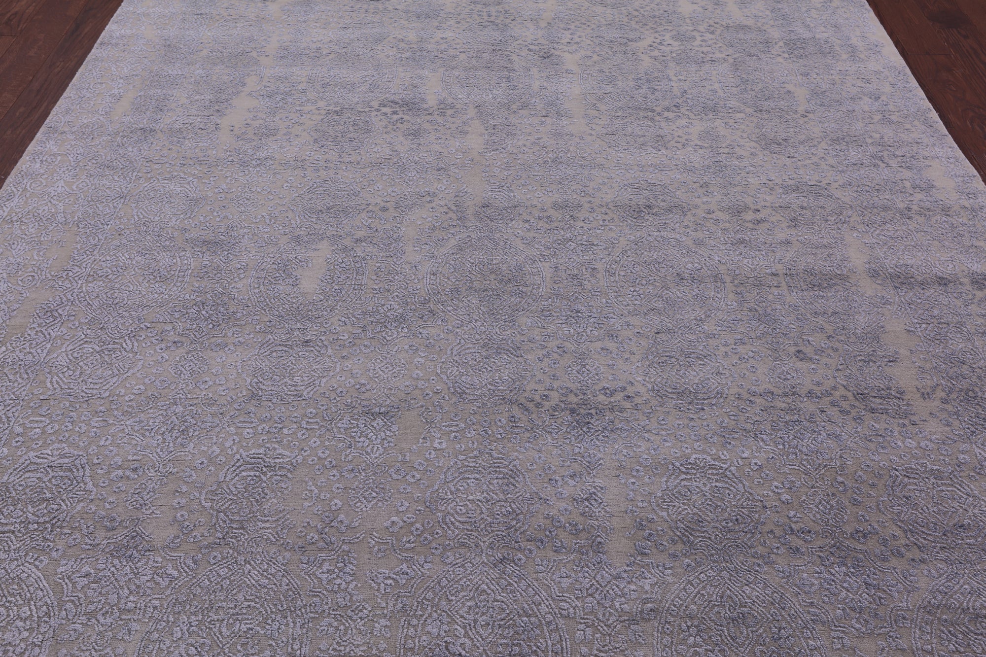 Grey Contemporary Handmade Wool & Silk Rug - 7' 10" X 9' 11" - Golden Nile
