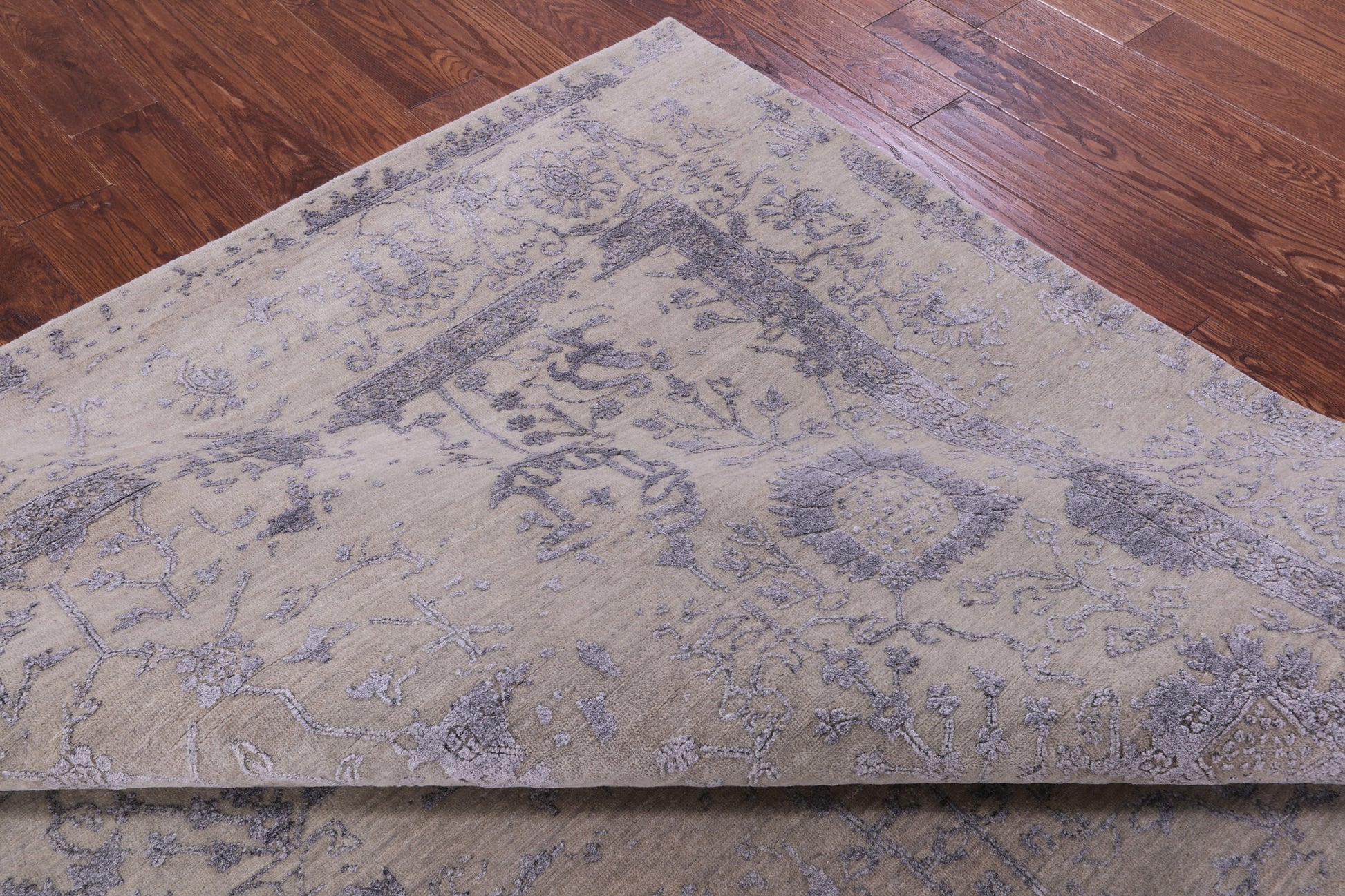 Persian Tabriz Hand Knotted Wool & Silk Rug - 7' 9" X 9' 9" - Golden Nile