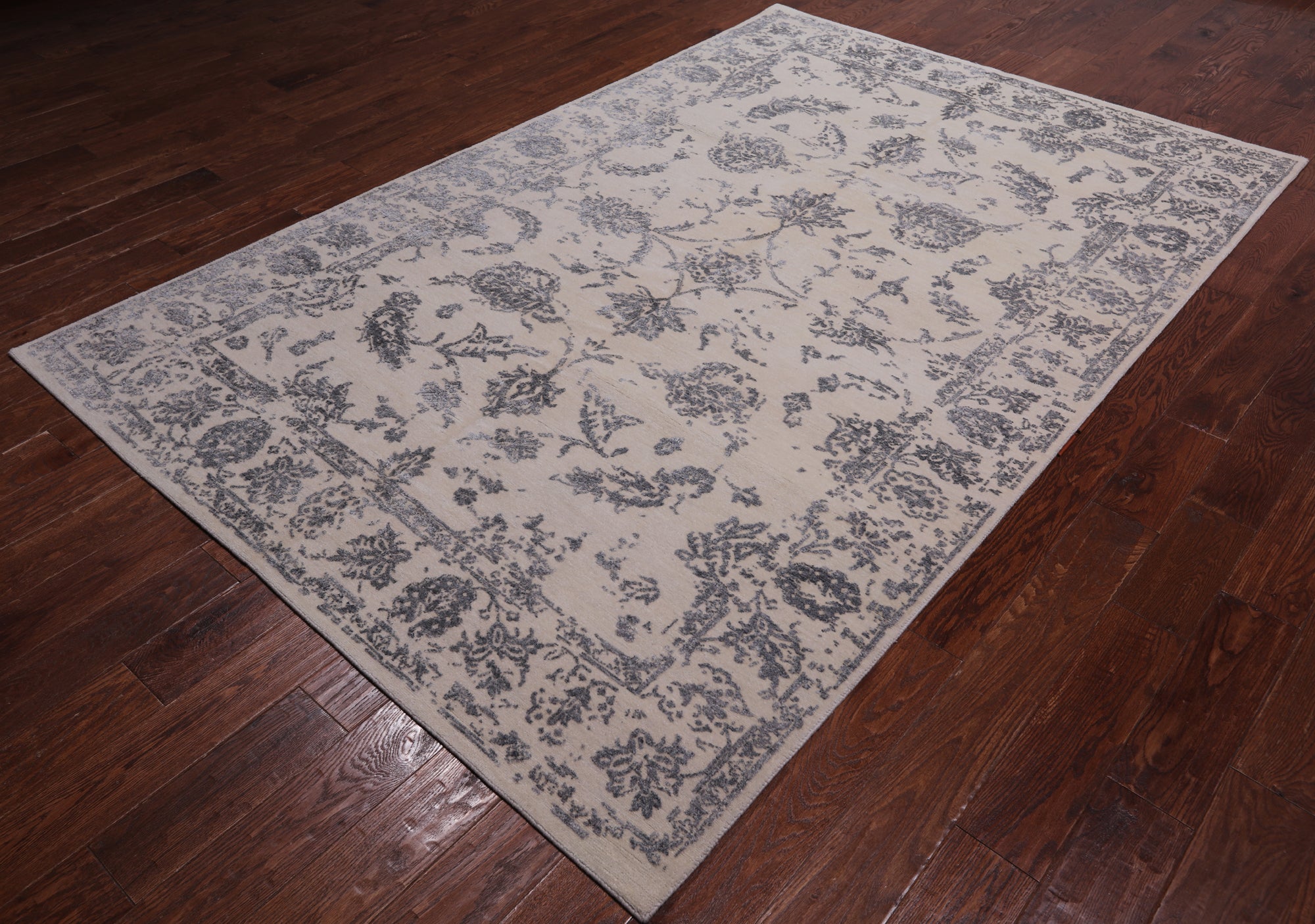 SUPER SALE Ivory Persian Tabriz Hand Knotted Wool & Silk Rug - 6' 0" X 9' 3"