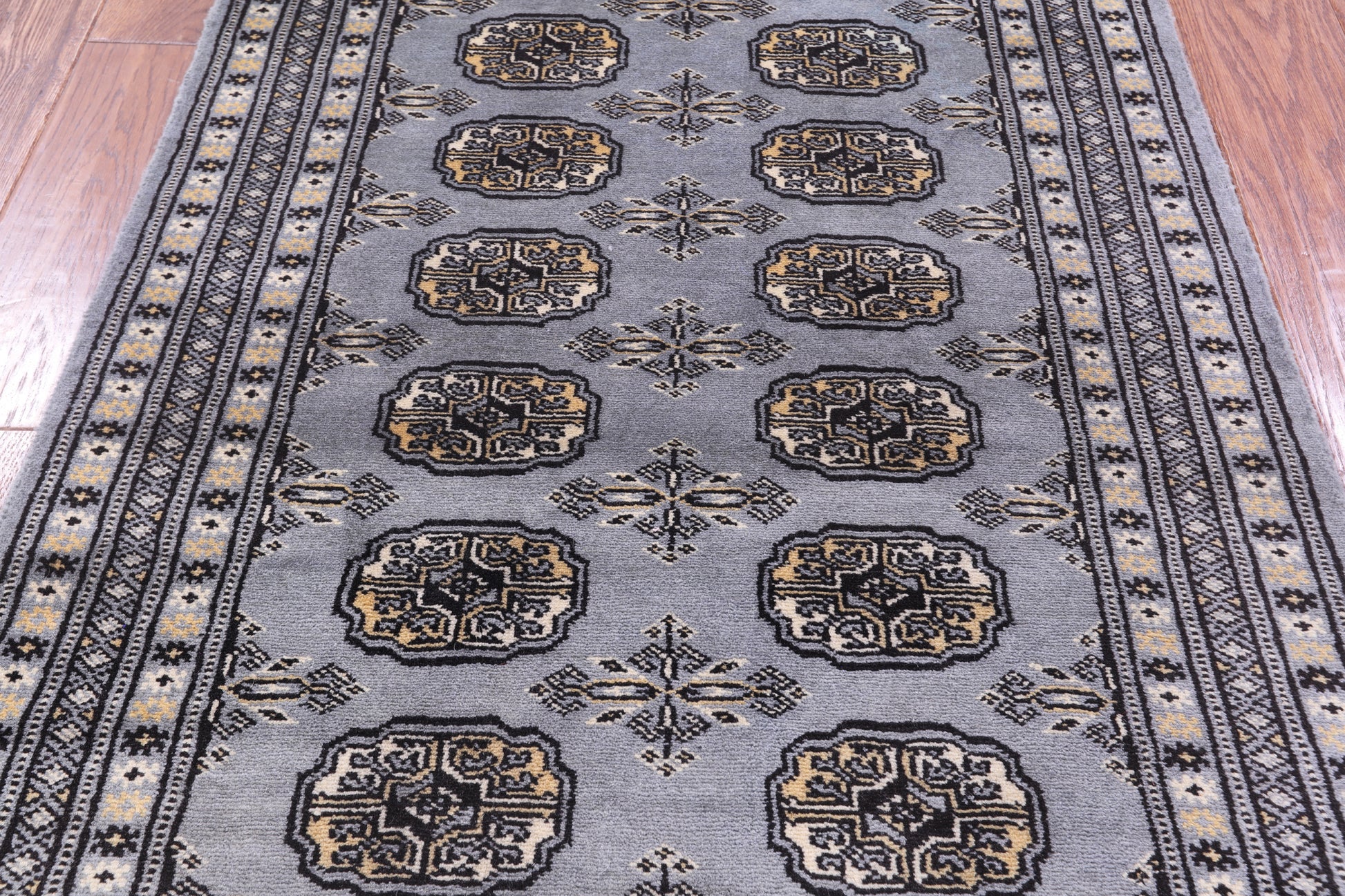Bokhara Hand Knotted Wool Rug - 2' 7" X 4' 2" - Golden Nile