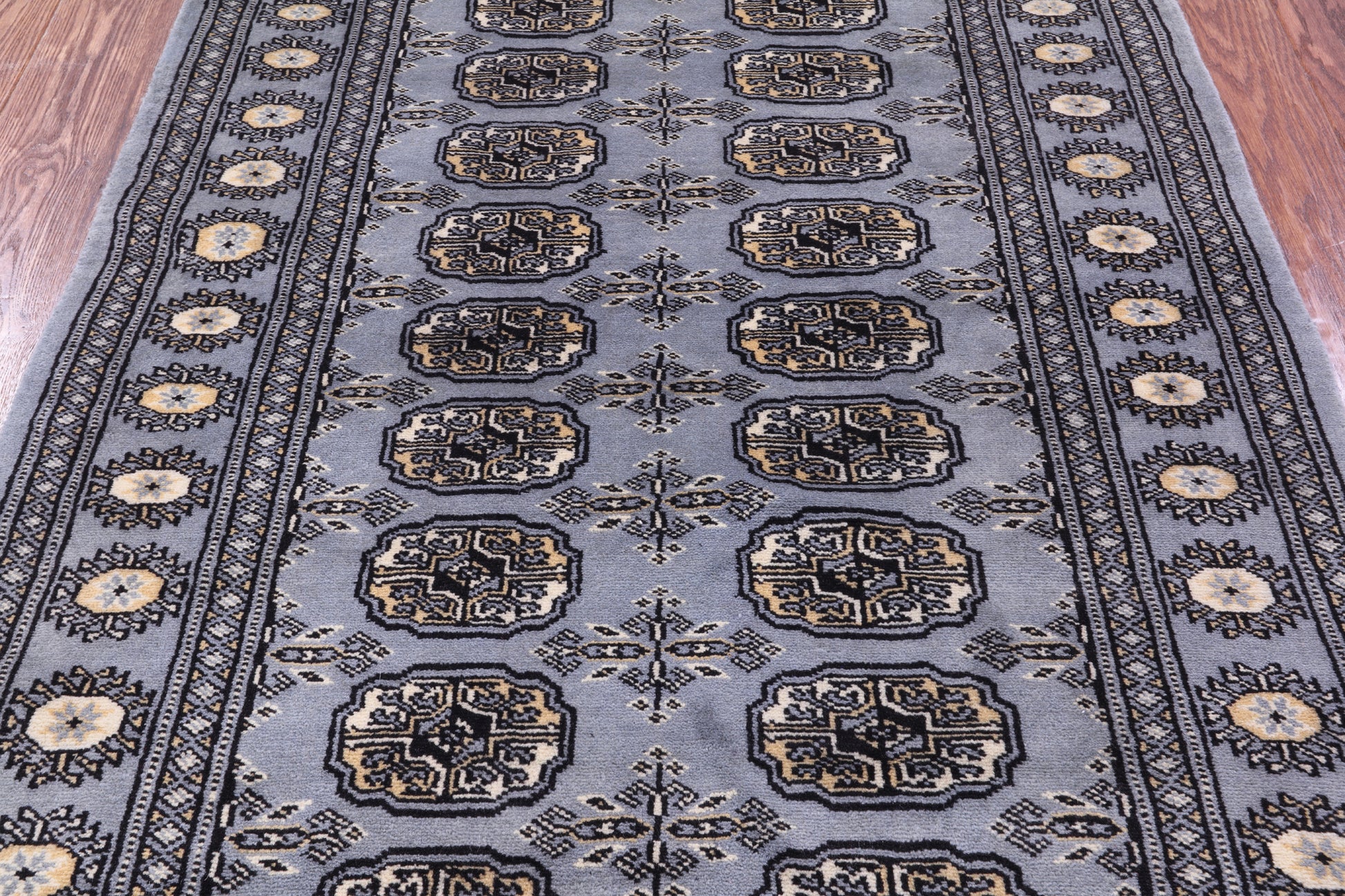 Bokhara Hand Knotted Wool Rug - 3' 1" X 4' 10" - Golden Nile