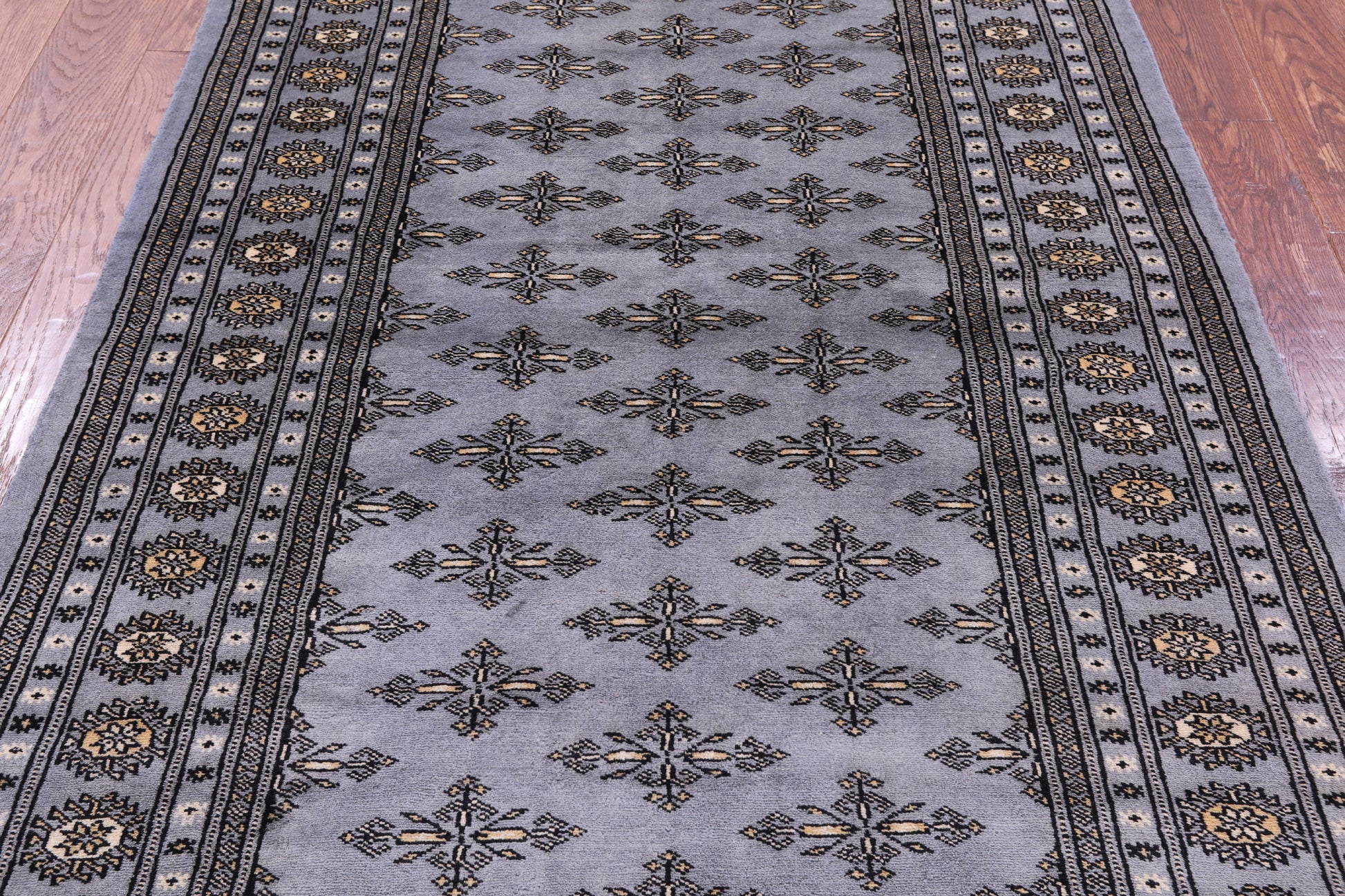 Bokhara Hand Knotted Wool Rug - 3' 11" X 6' 0" - Golden Nile