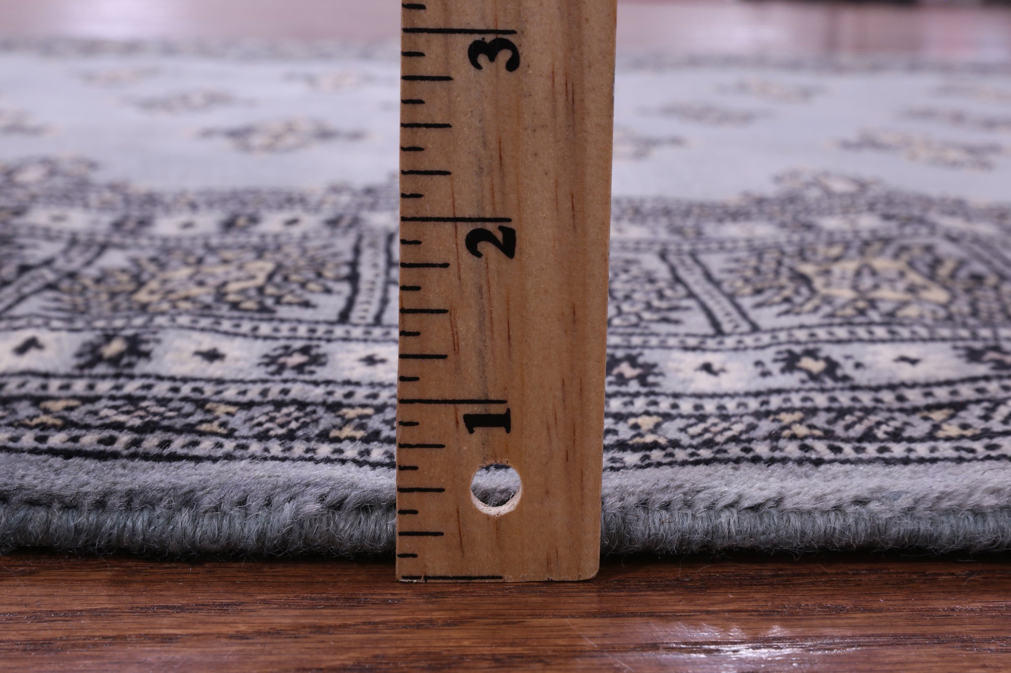 Bokhara Hand Knotted Wool Rug - 4' 0" X 5' 10" - Golden Nile