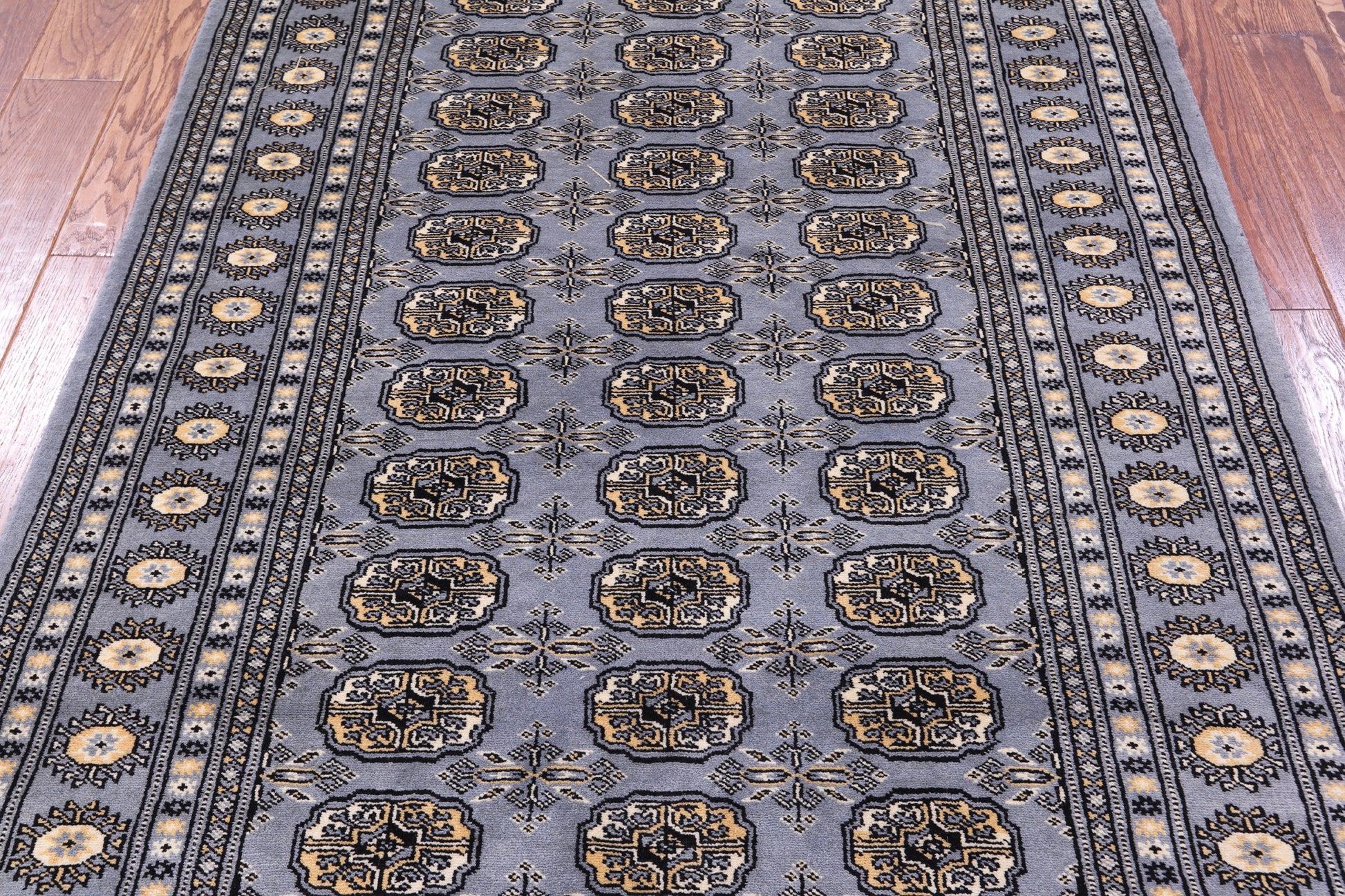 Bokhara Handmade Wool Rug - 4' 1" X 6' 0" - Golden Nile