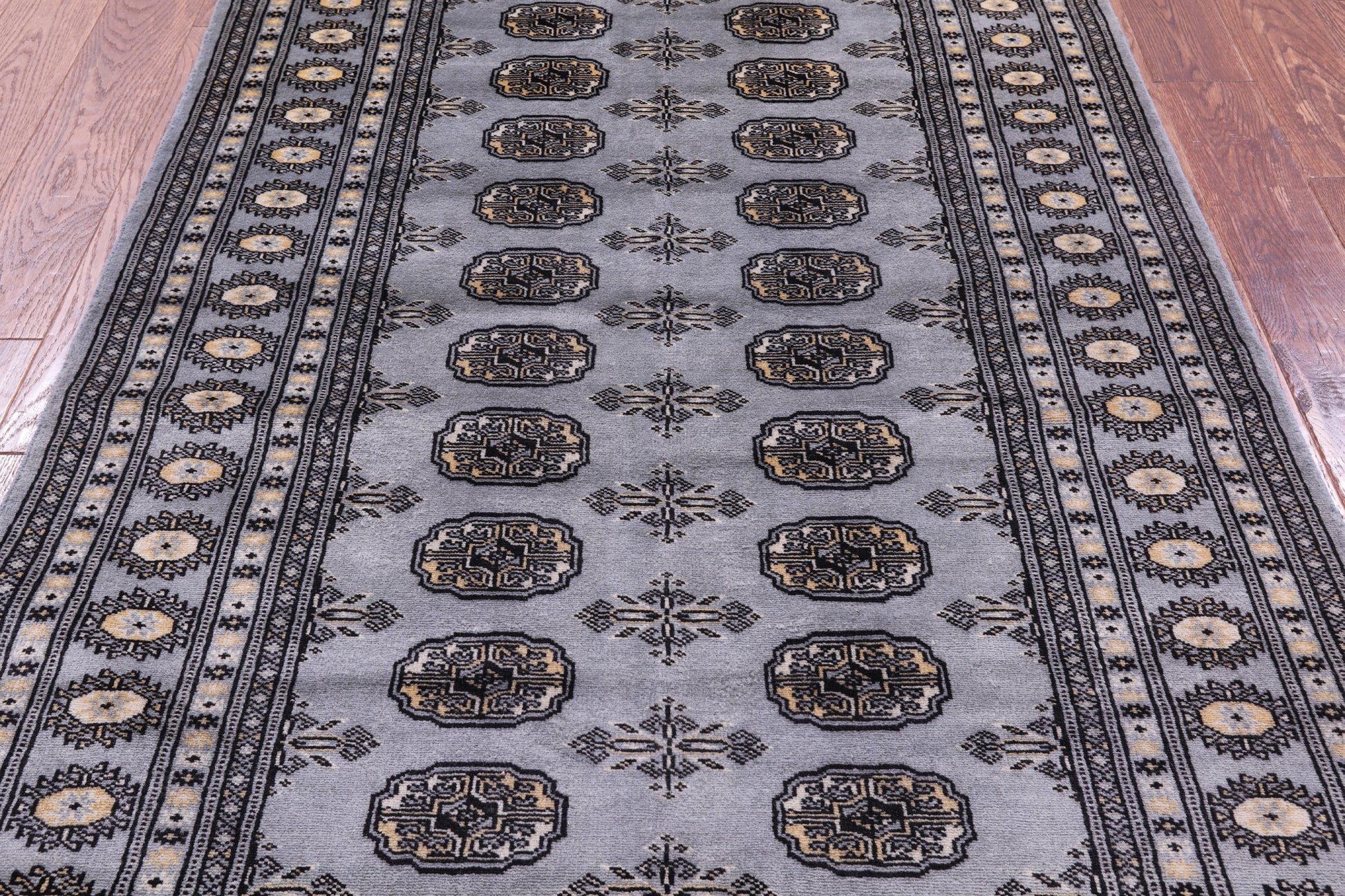 Bokhara Hand Knotted Wool Rug - 4' 0" X 6' 2" - Golden Nile