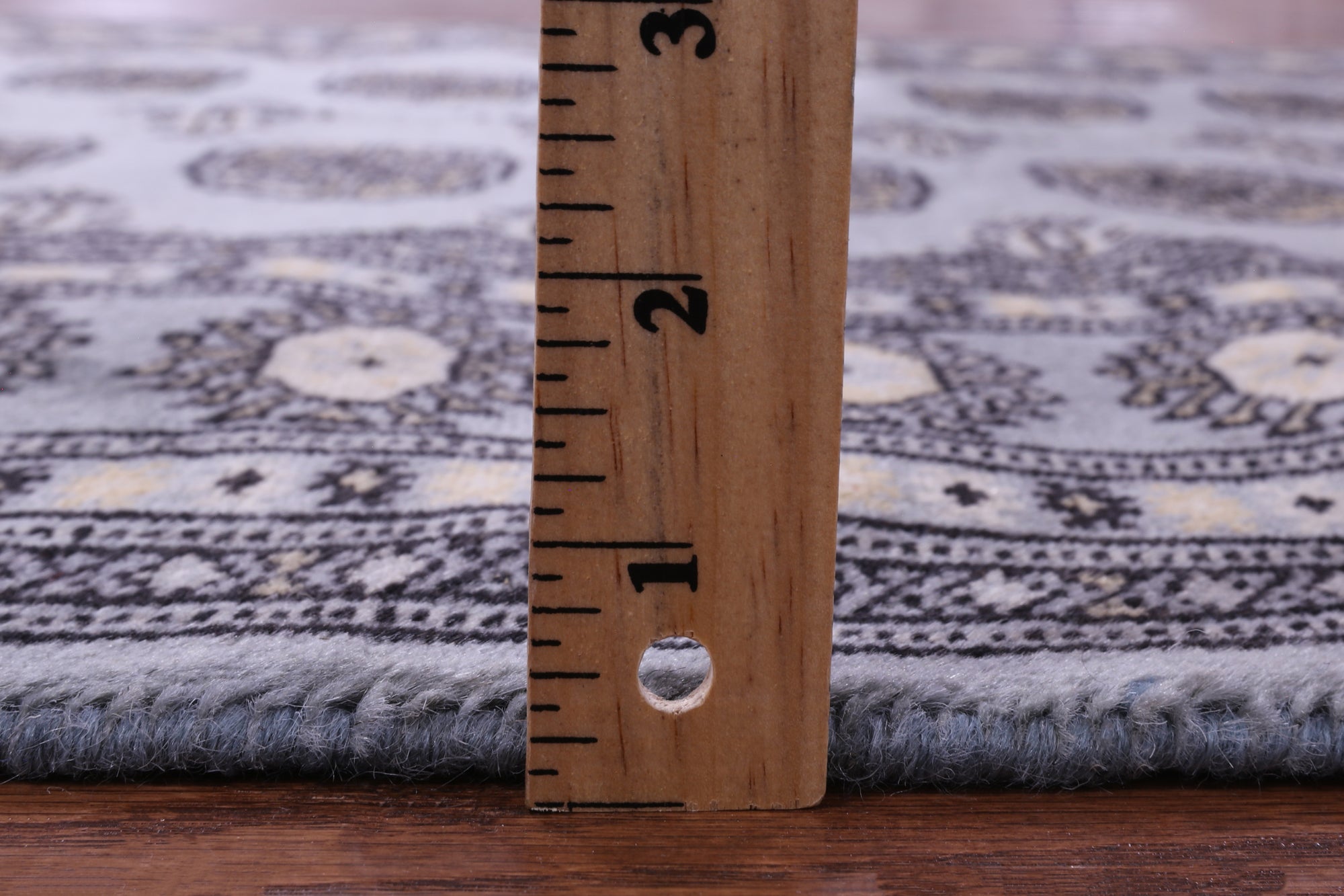 Bokhara Hand Knotted Wool Rug - 4' 0" X 6' 2" - Golden Nile