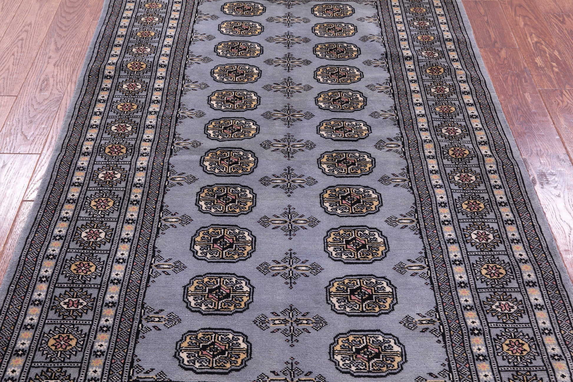 Bokhara Hand Knotted Wool Rug - 4' 1" X 6' 2" - Golden Nile