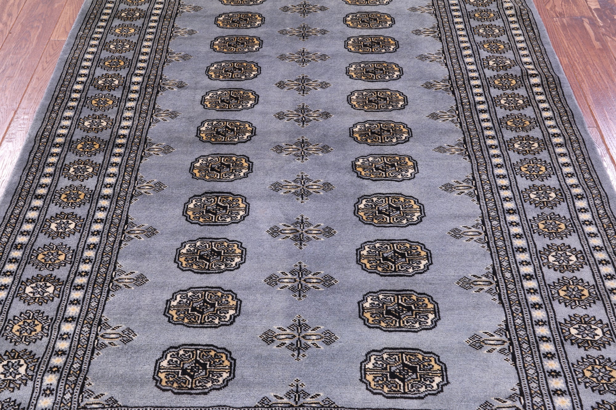 Bokhara Hand Knotted Wool Rug - 4' 9" X 6' 9" - Golden Nile