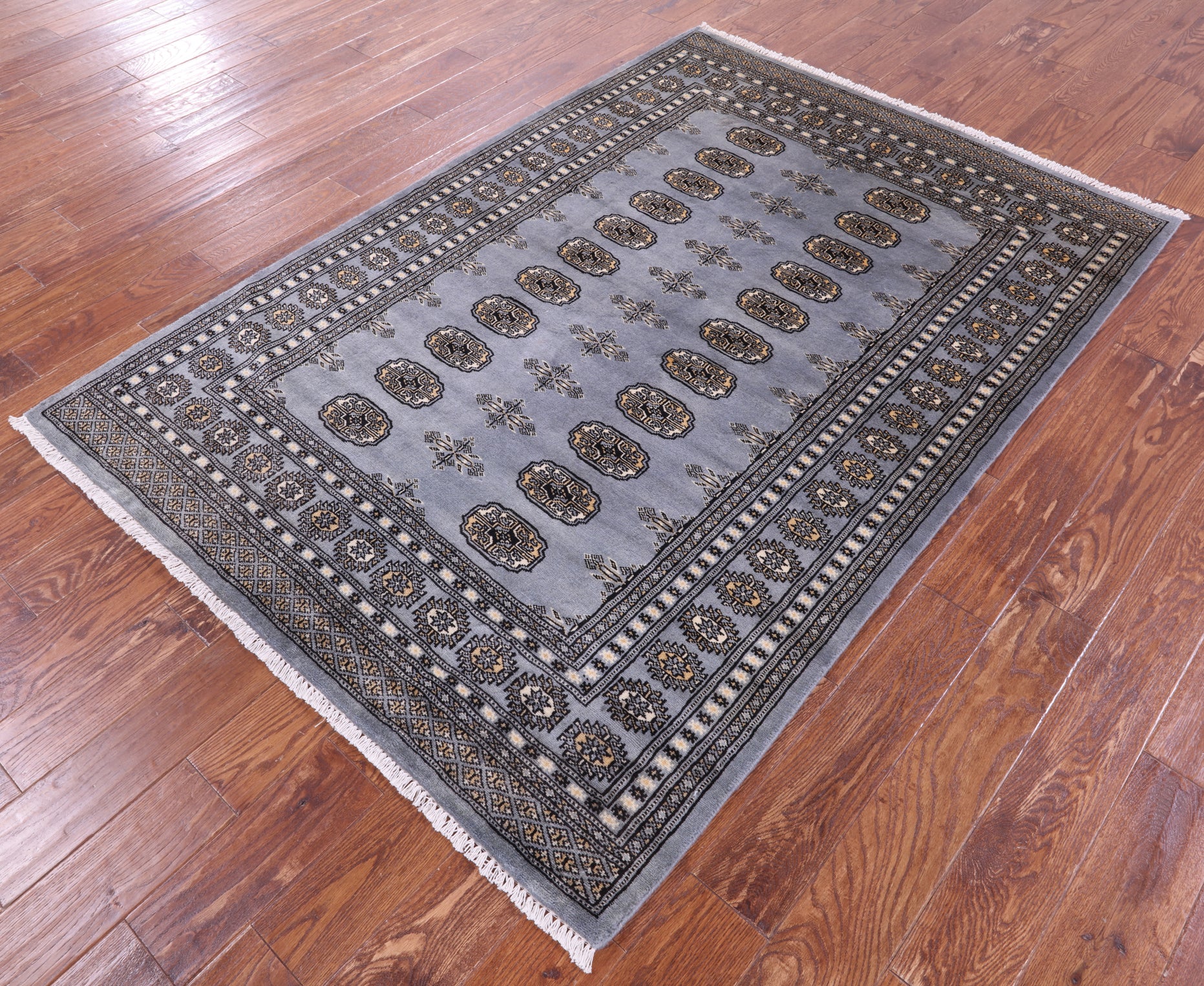 Bokhara Hand Knotted Wool Rug - 4' 9" X 6' 9" - Golden Nile