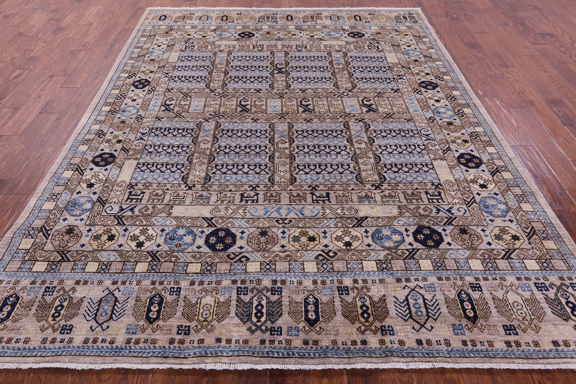 Turkmen Ersari Handmade Wool Rug - 7' 10" X 9' 11" - Golden Nile