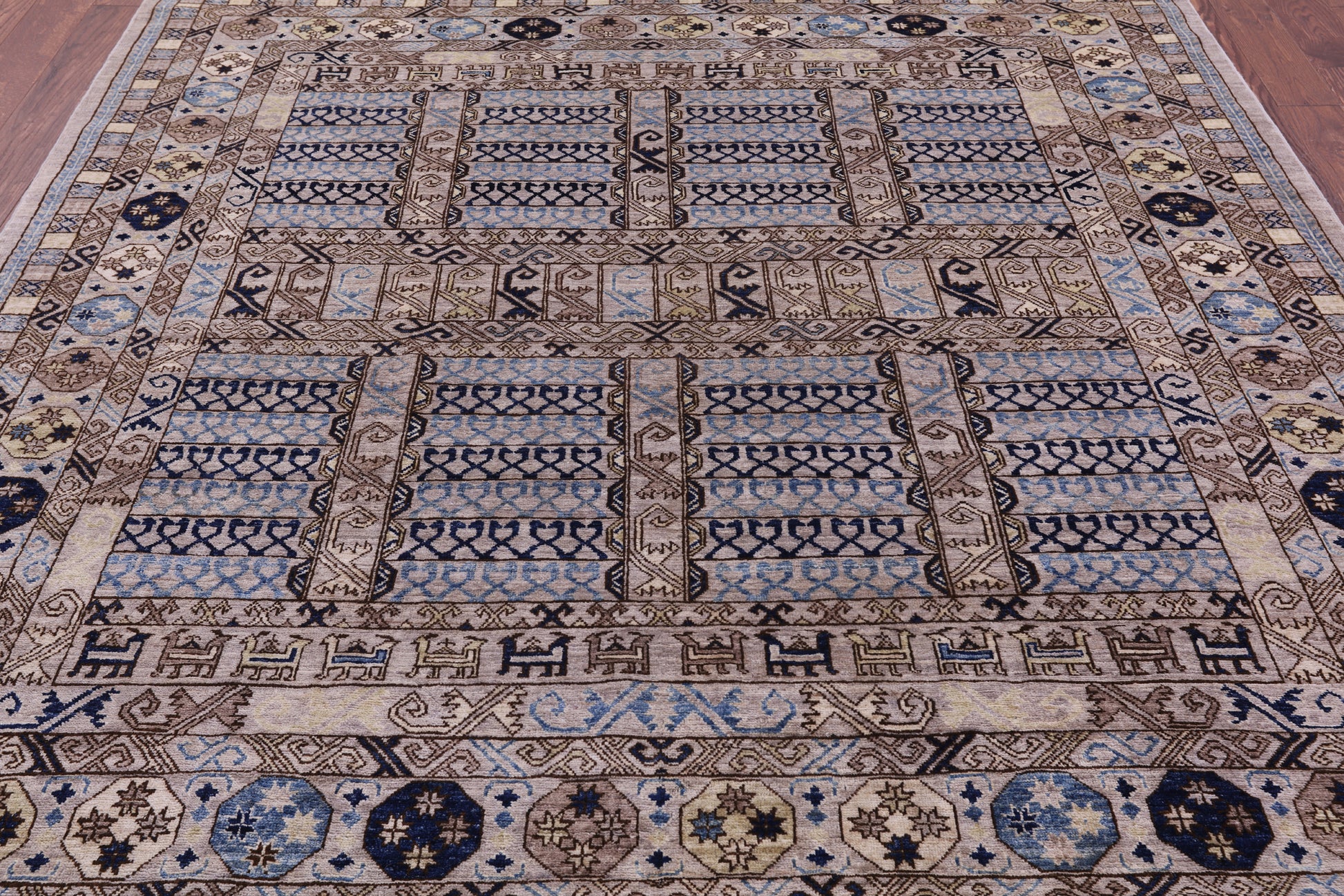 Turkmen Ersari Handmade Wool Rug - 7' 10" X 9' 11" - Golden Nile