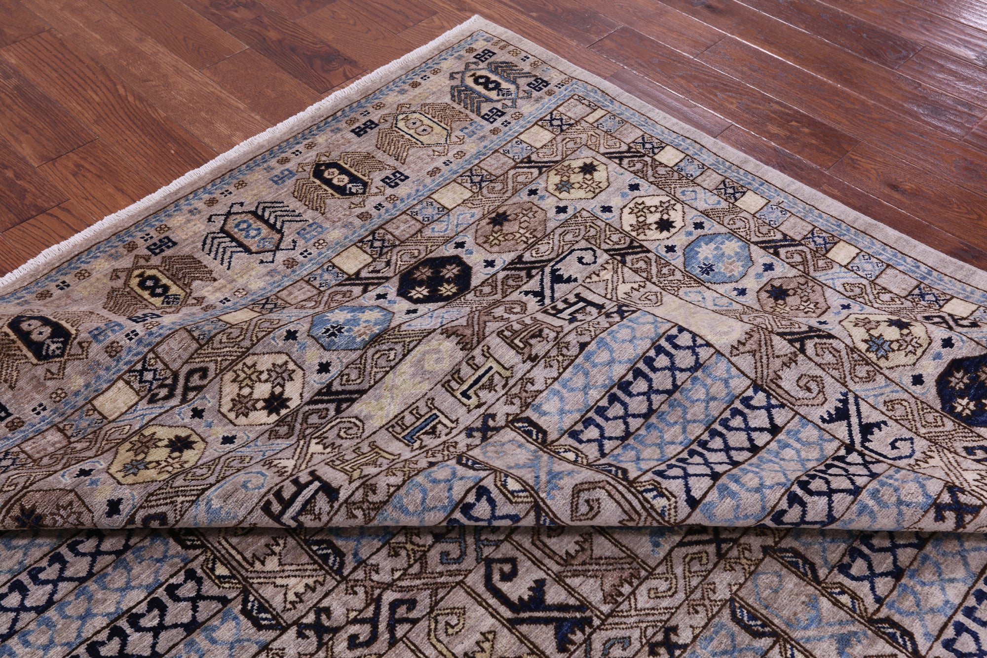 Turkmen Ersari Handmade Wool Rug - 7' 10" X 9' 11" - Golden Nile