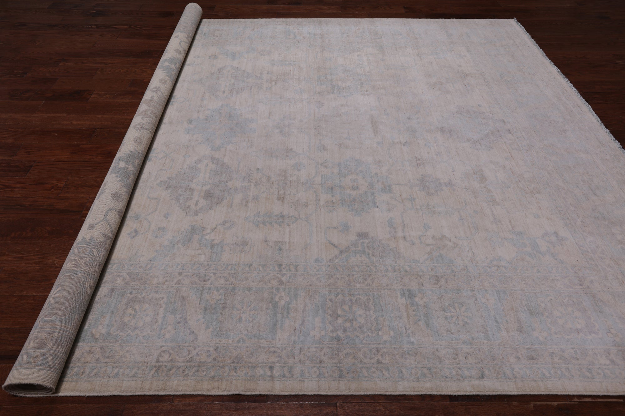 Ivory Turkish Oushak Hand Knotted Wool Rug - 9' 1" X 11' 9"