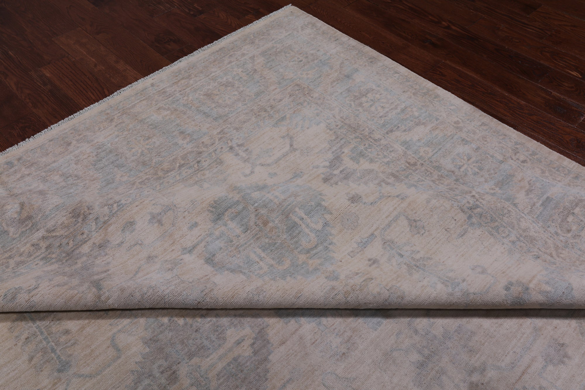 Ivory Turkish Oushak Hand Knotted Wool Rug - 9' 1" X 11' 9"