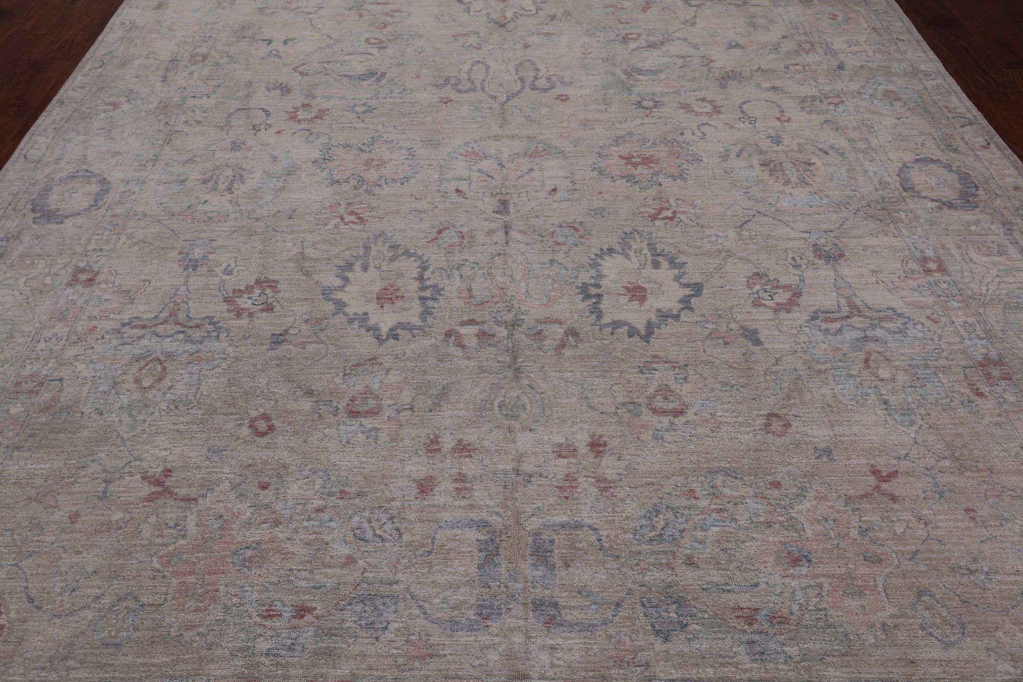 Ivory Turkish Oushak Handmade Wool Rug - 8' 11" X 11' 11"