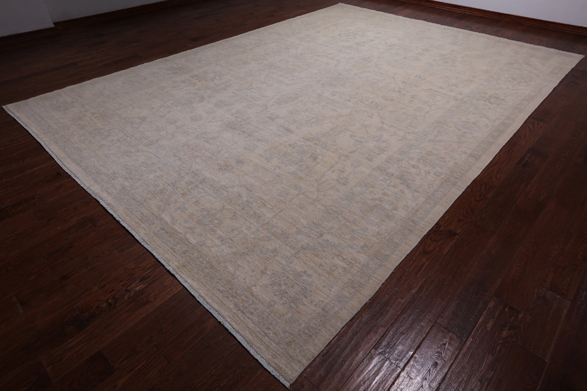 Ivory Turkish Oushak Hand Knotted Wool Rug - 9' 10" X 13' 9"