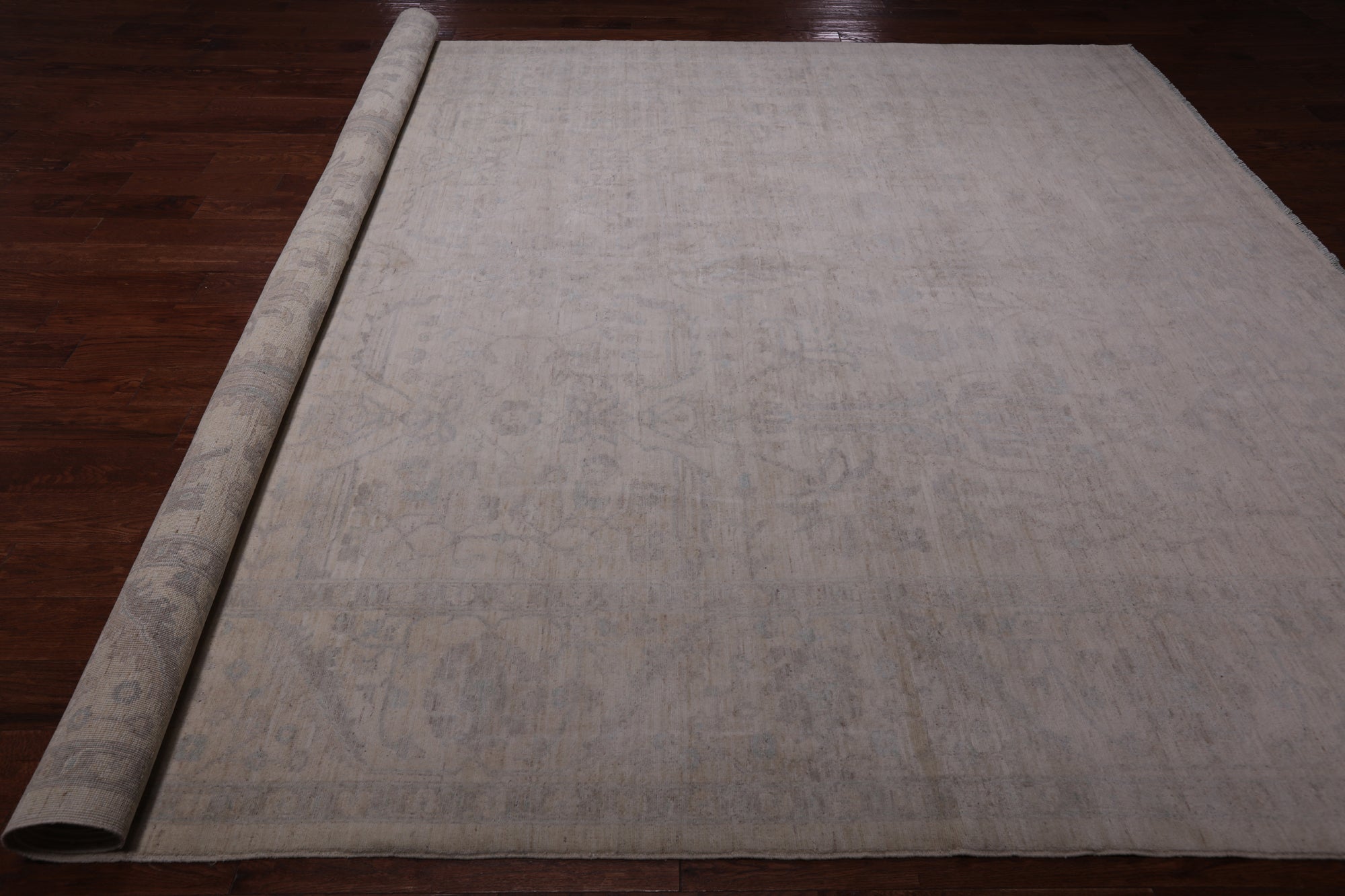 Ivory Turkish Oushak Hand Knotted Wool Rug - 9' 10" X 13' 9"