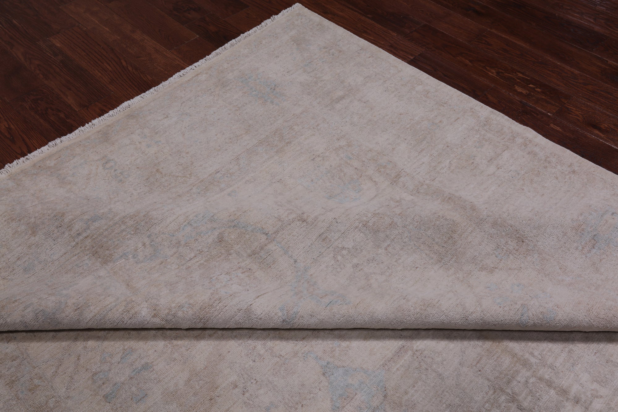 Ivory Turkish Oushak Hand Knotted Wool Rug - 7' 9" X 10' 4"