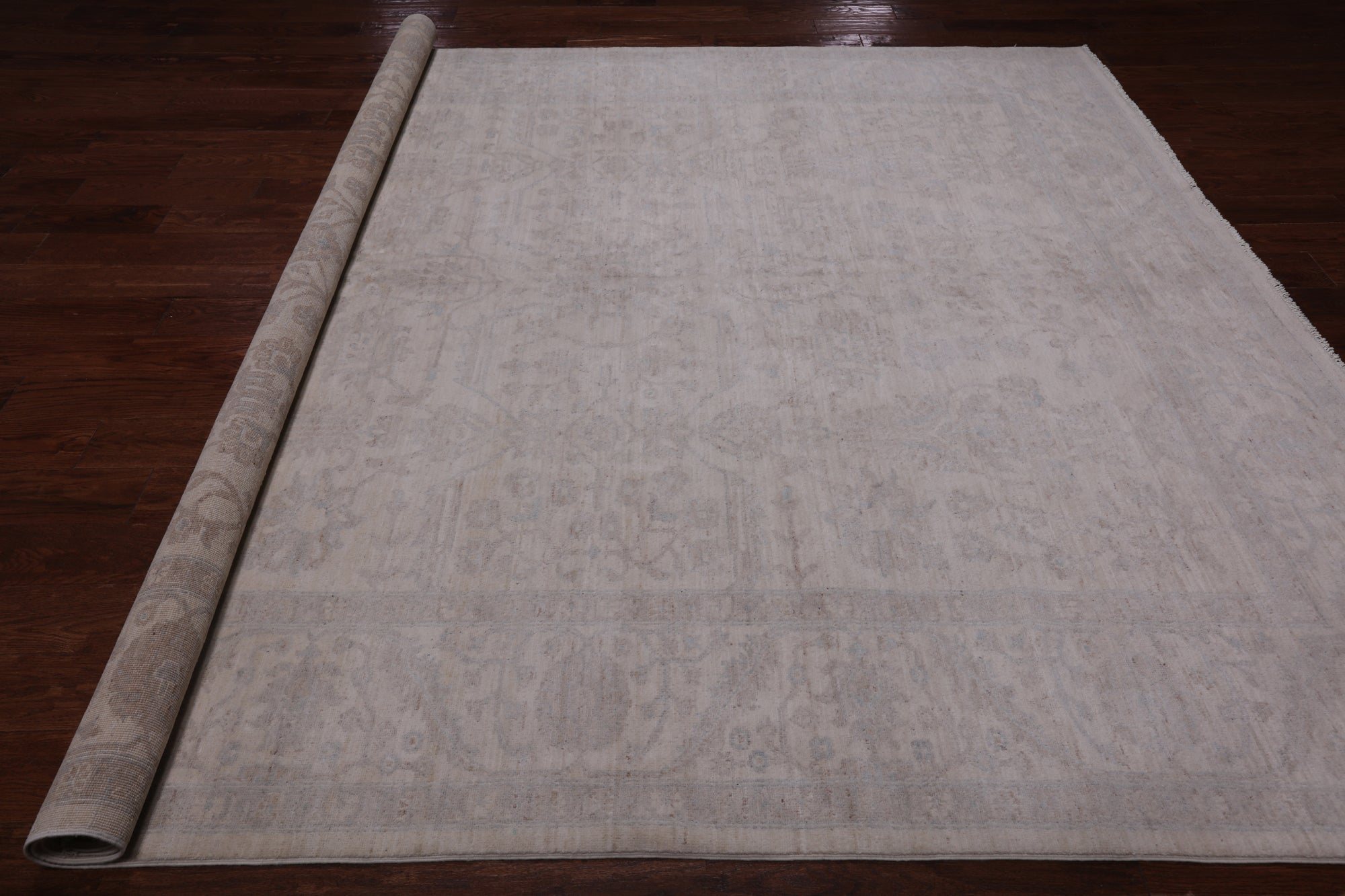 Ivory Turkish Oushak Hand Knotted Wool Rug - 8' 3" X 9' 7"
