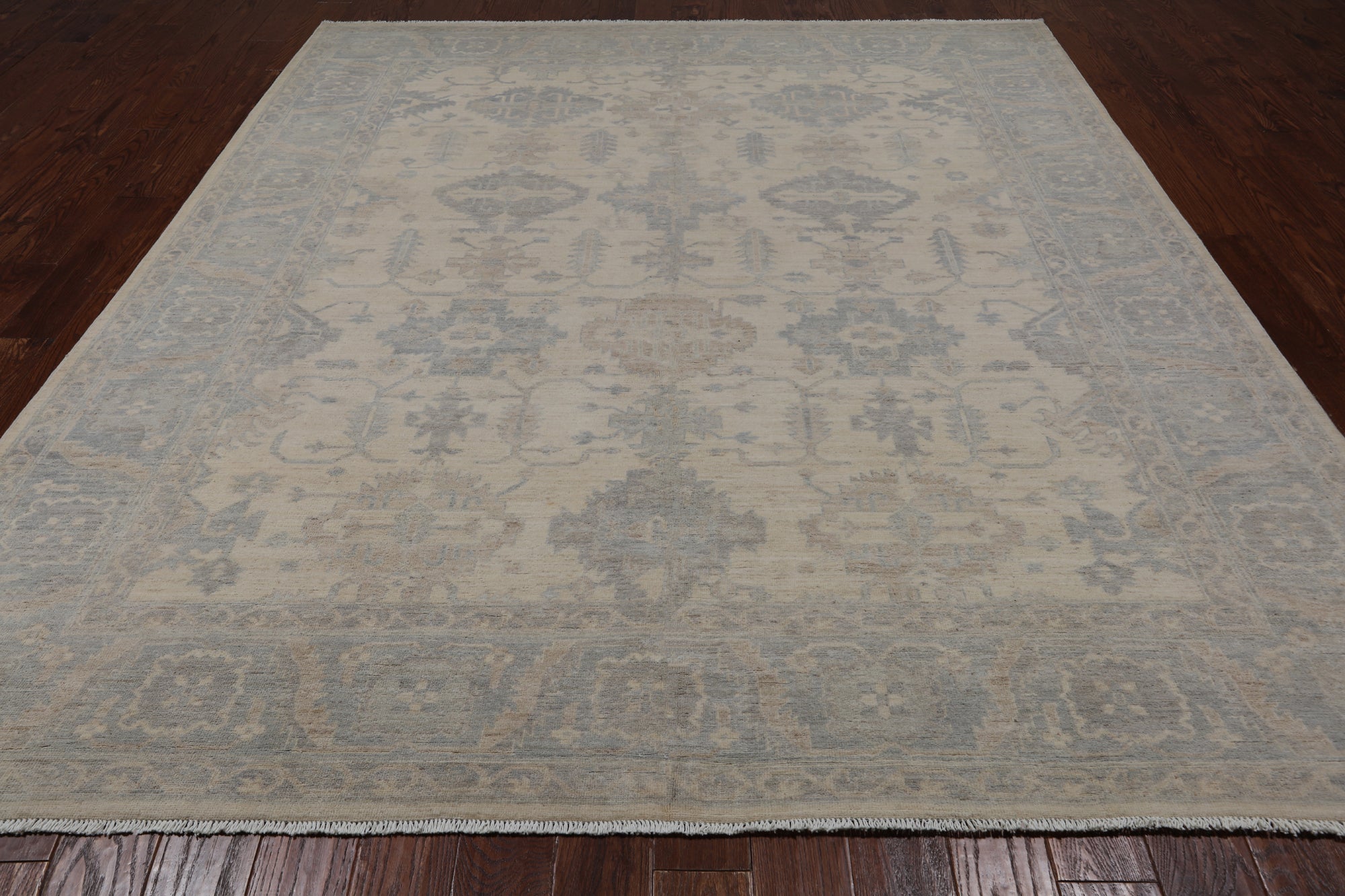 Ivory Turkish Oushak Handmade Wool Rug - 8' 2" X 9' 9"