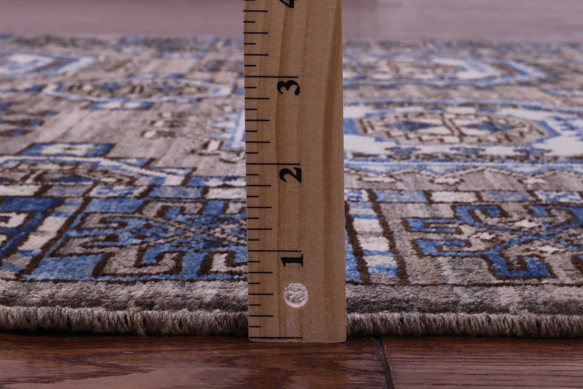Turkmen Ersari Hand Knotted Wool Rug - 4' 1" X 5' 9" - Golden Nile