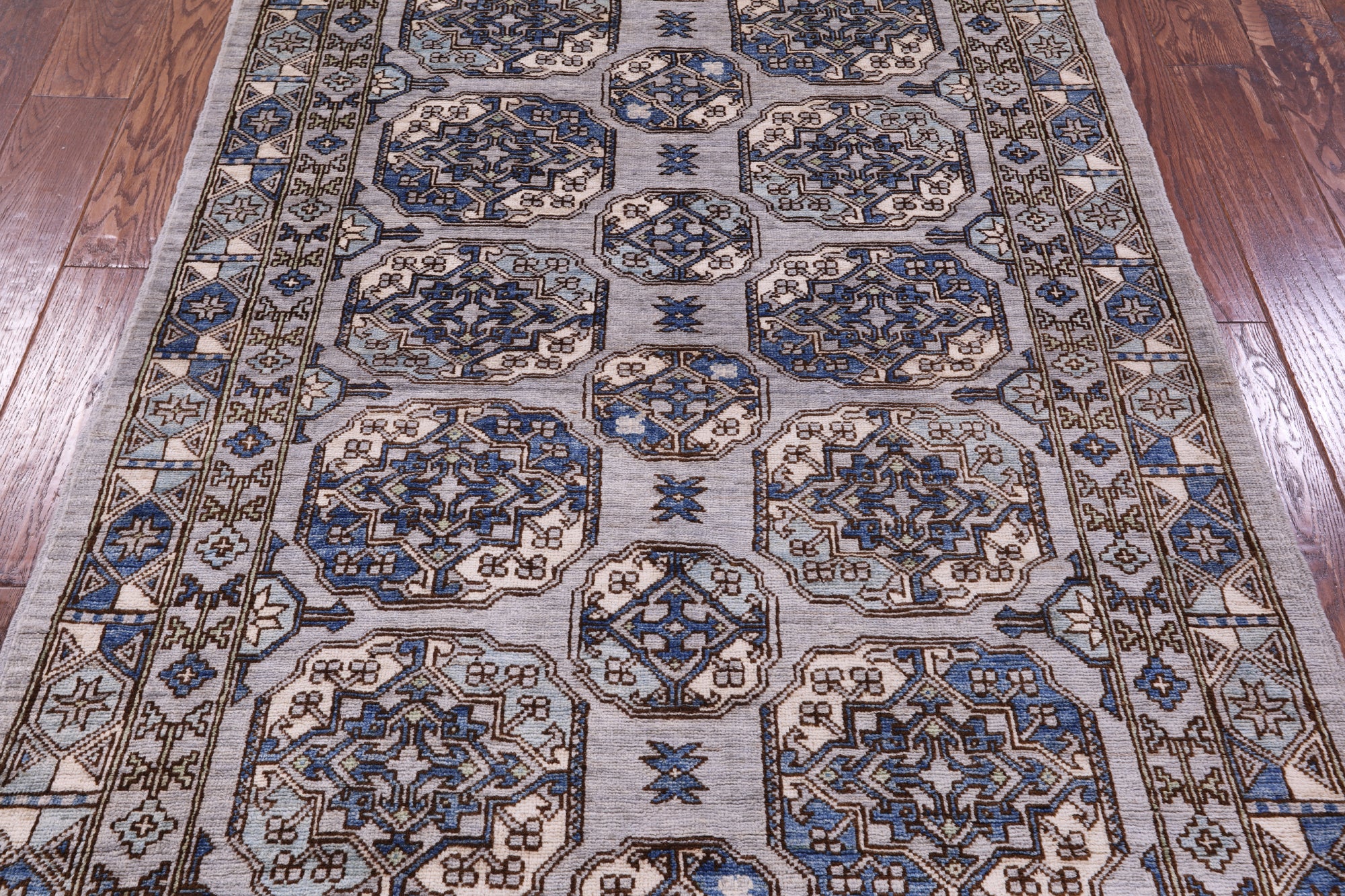 Grey Turkmen Ersari Handmade Wool Rug - 4' 1" X 5' 10" - Golden Nile