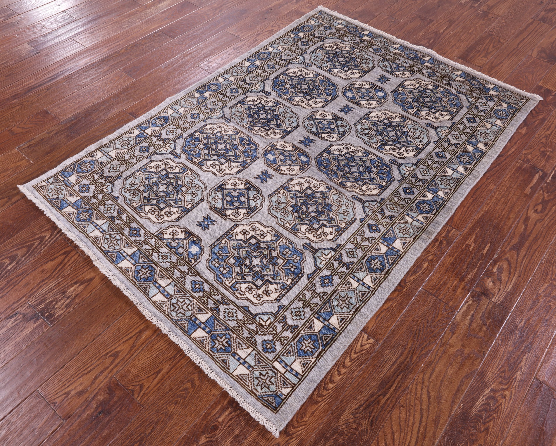 Grey Turkmen Ersari Handmade Wool Rug - 4' 1" X 5' 10" - Golden Nile