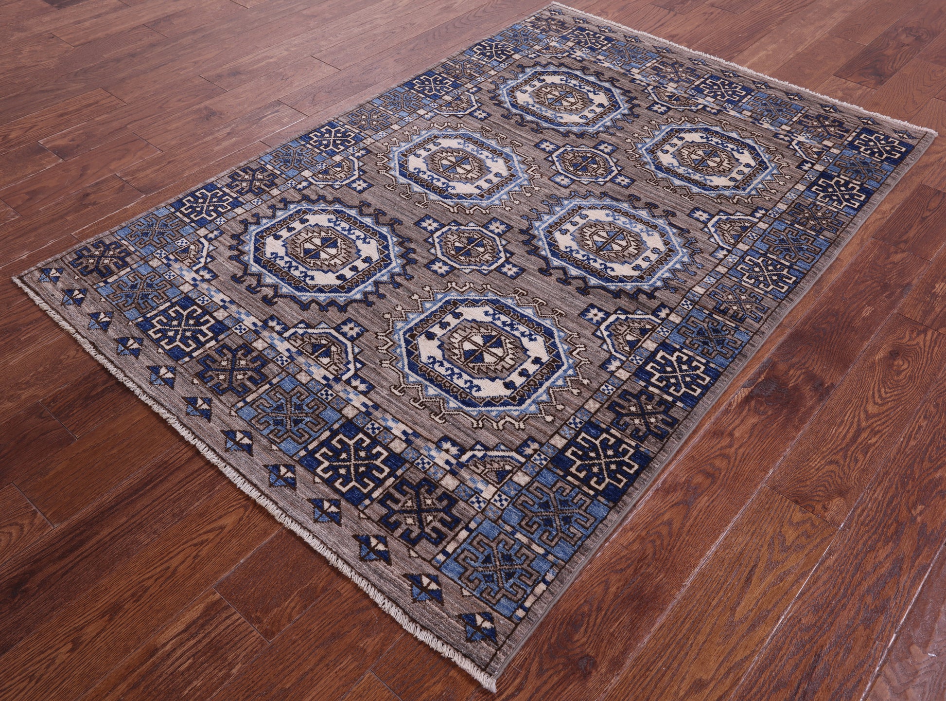 Grey Turkmen Ersari Hand Knotted Wool Rug - 3' 11" X 5' 10" - Golden Nile