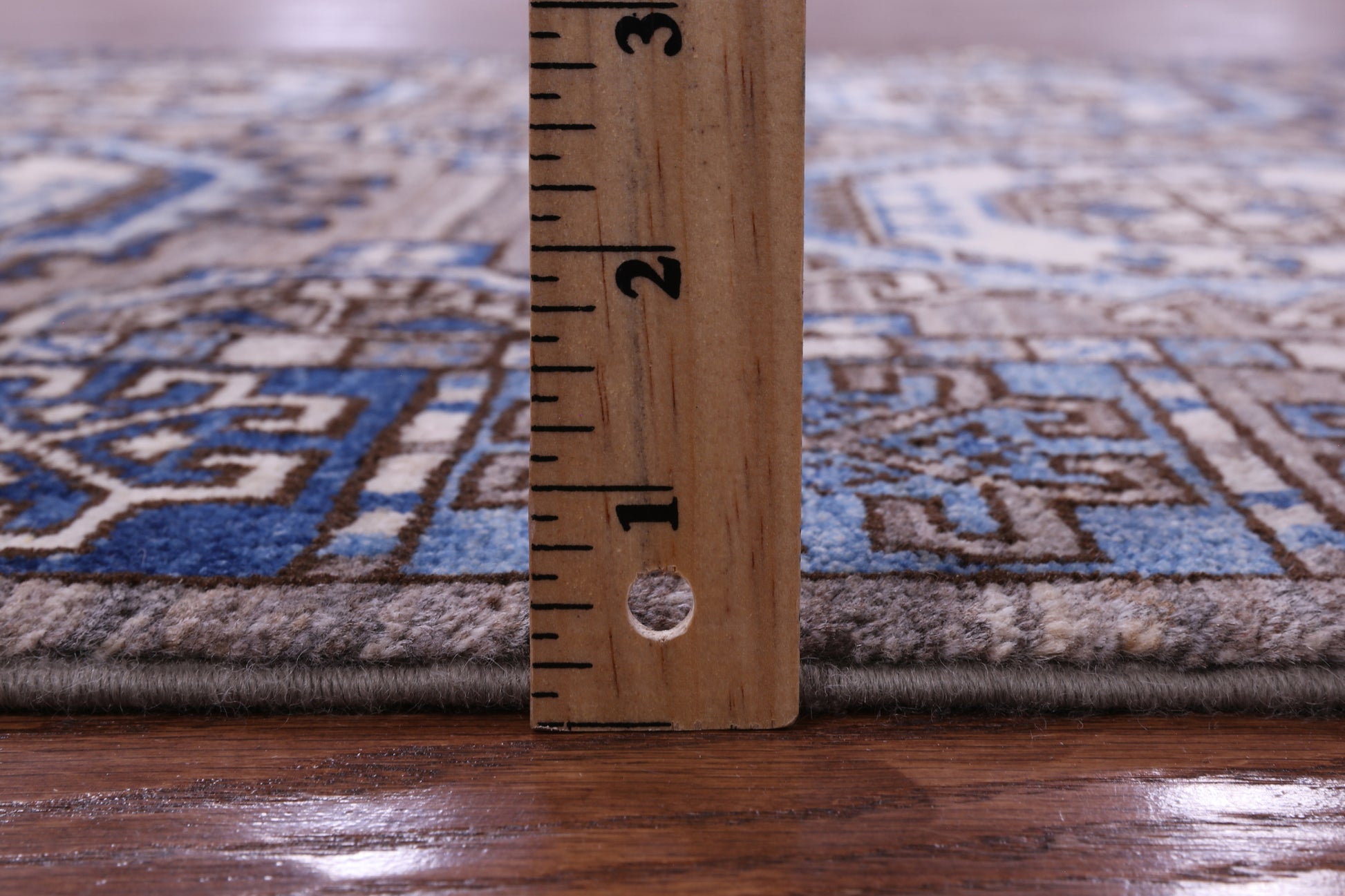 Grey Turkmen Ersari Hand Knotted Wool Rug - 3' 11" X 5' 10" - Golden Nile