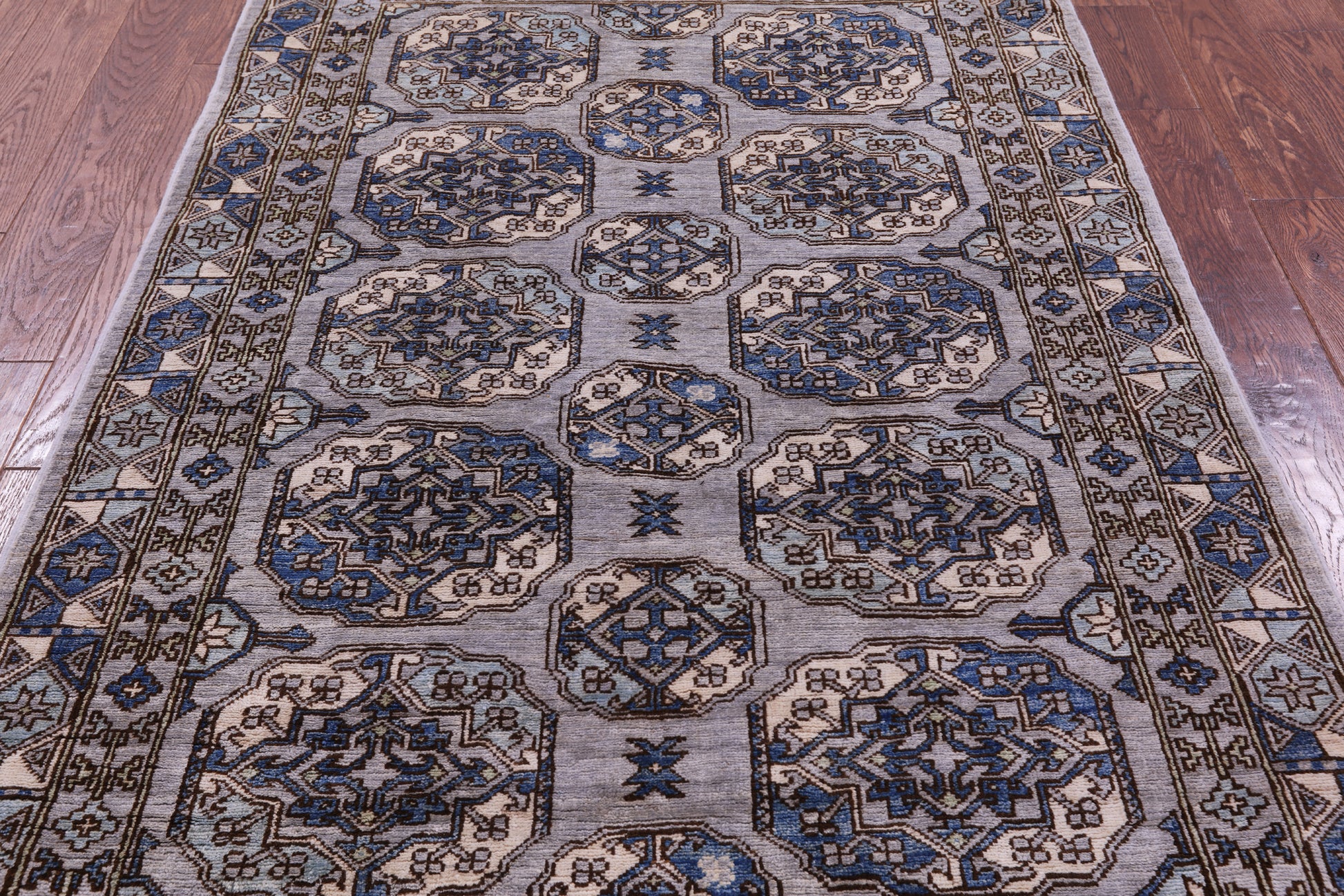 Grey Turkmen Ersari Hand Knotted Wool Rug - 4' 1" X 5' 11" - Golden Nile
