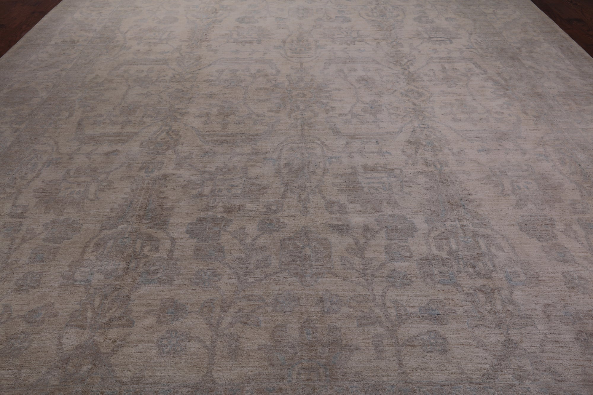 Ivory Turkish Oushak Handmade Wool Rug - 12' 2" X 15' 5"