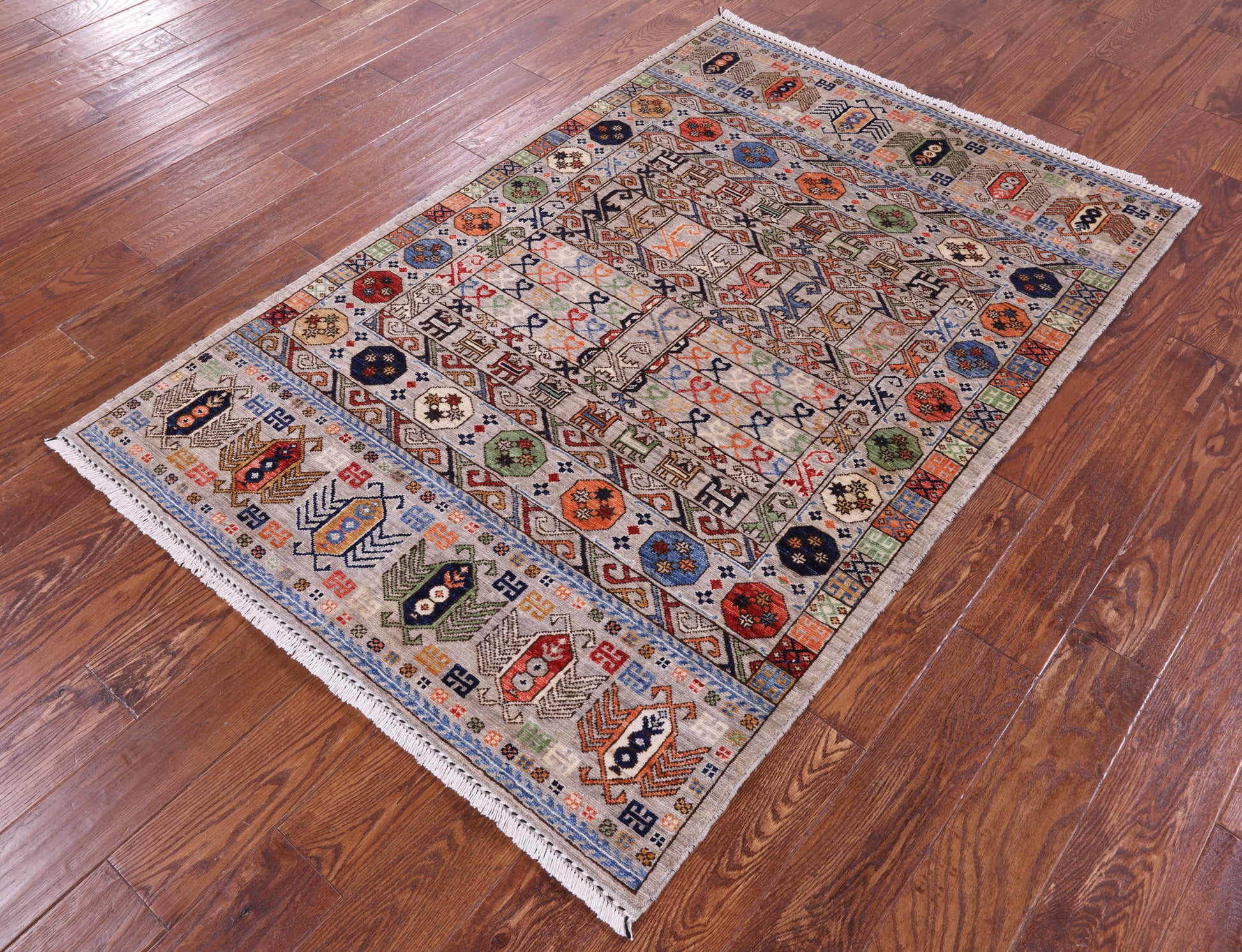 Turkmen Ersari Hand Knotted Wool Rug - 3' 11" X 5' 9" - Golden Nile