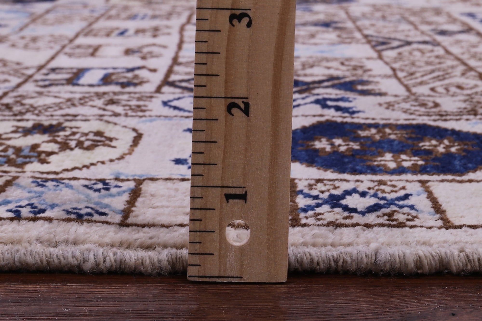 Turkmen Ersari Hand Knotted Wool Rug - 3' 2" X 4' 11" - Golden Nile