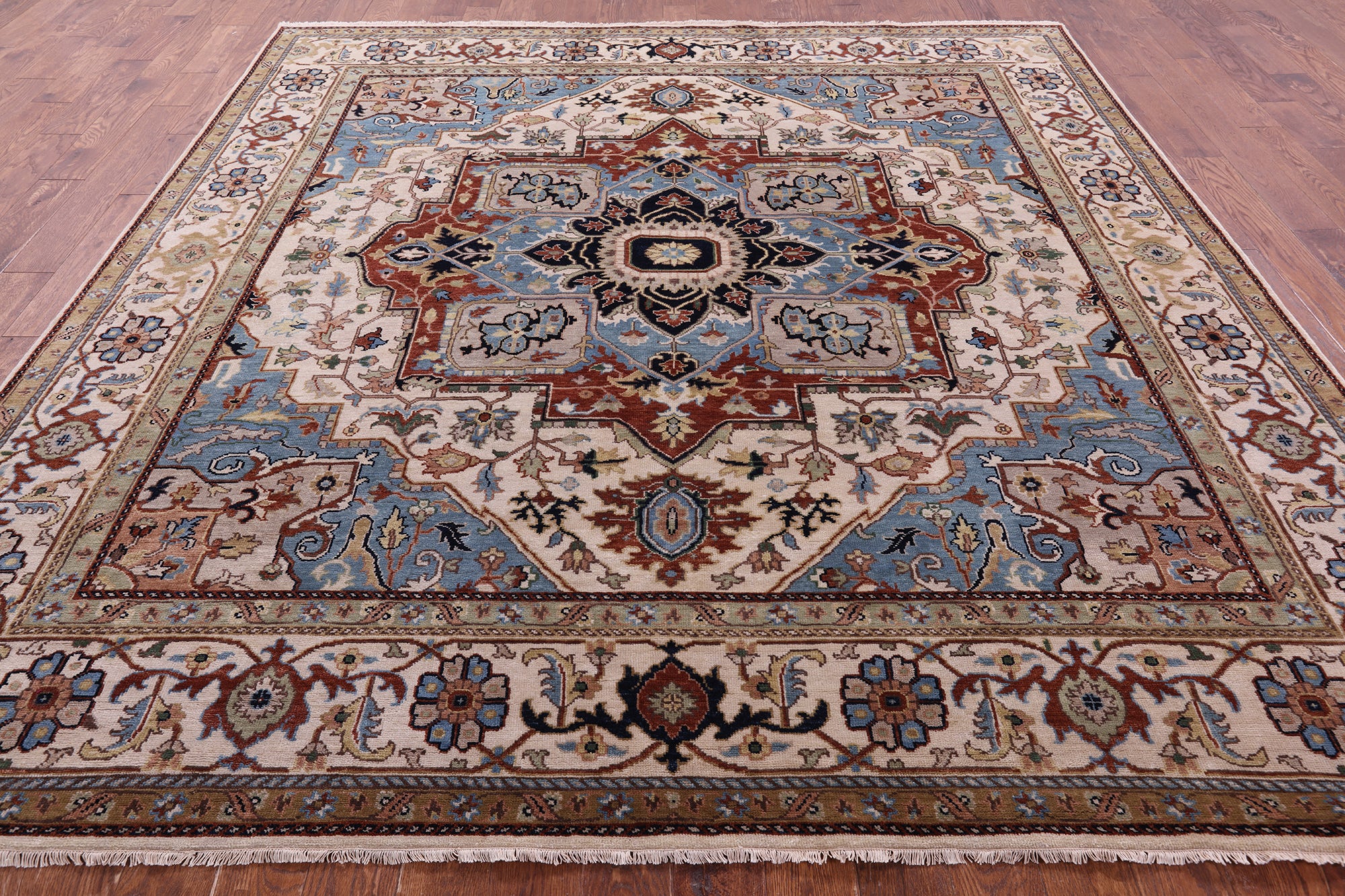 Ivory Square Geometric Heriz Serapi Hand Knotted Wool Rug - 9' 7" X 9' 11" - Golden Nile