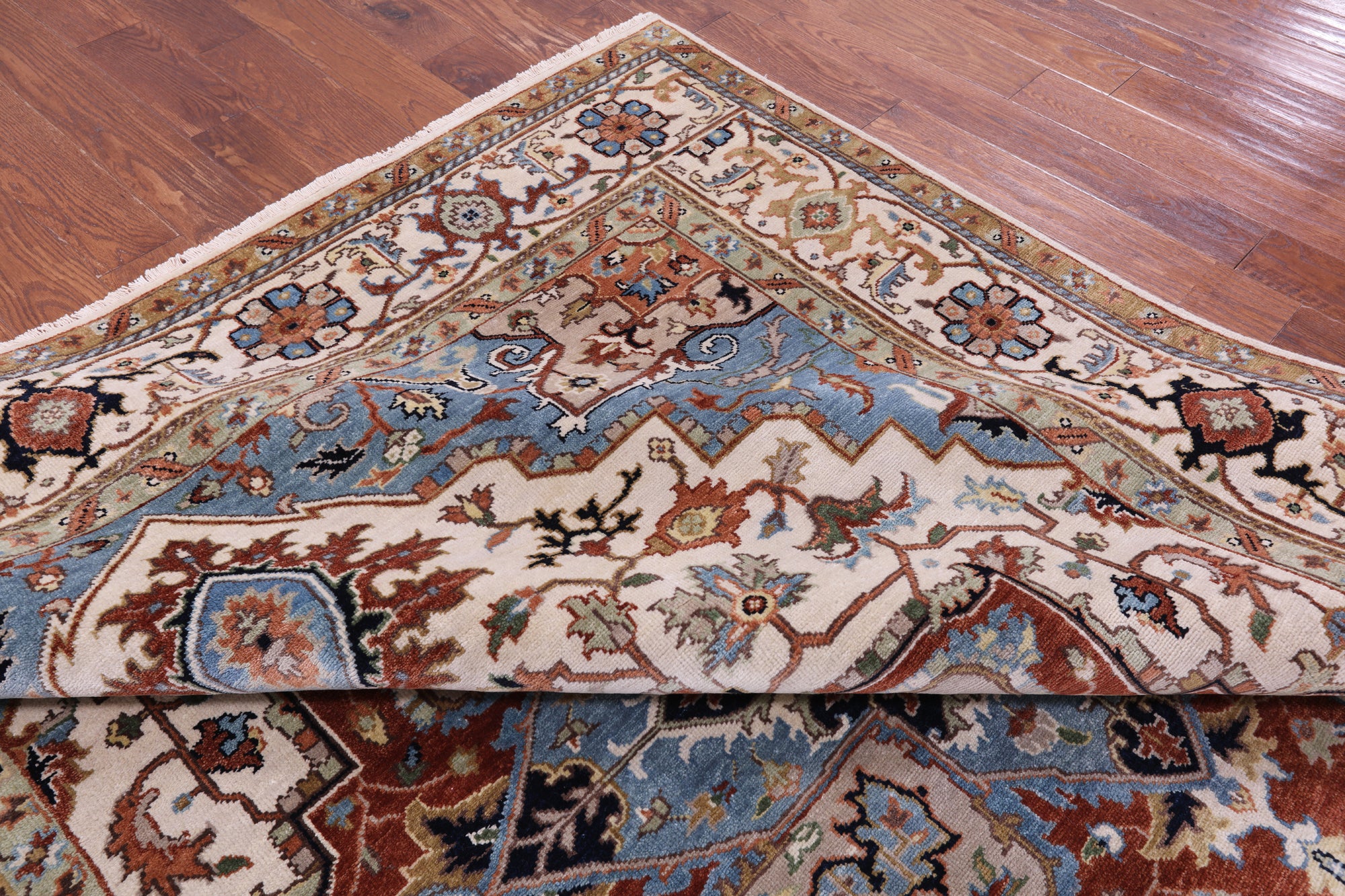 Ivory Geometric Heriz Serapi Hand Knotted Wool Rug - 7' 11" X 15' 10" - Golden Nile