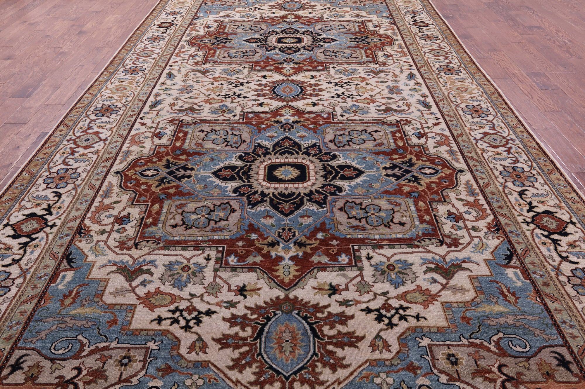 Ivory Geometric Heriz Serapi Hand Knotted Wool Rug - 8' 11" X 17' 11" - Golden Nile