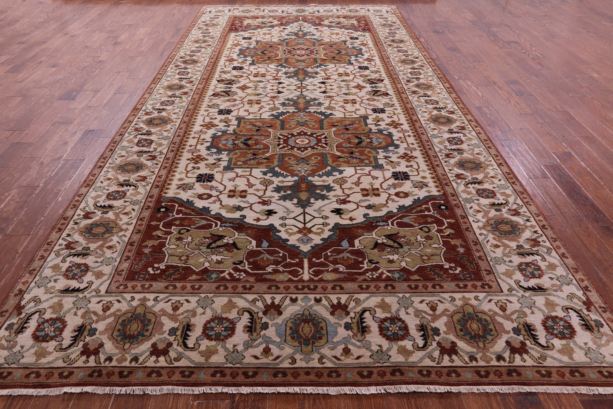 Ivory Geometric Heriz Serapi Hand Knotted Wool Rug - 7' 10" X 15' 9" - Golden Nile
