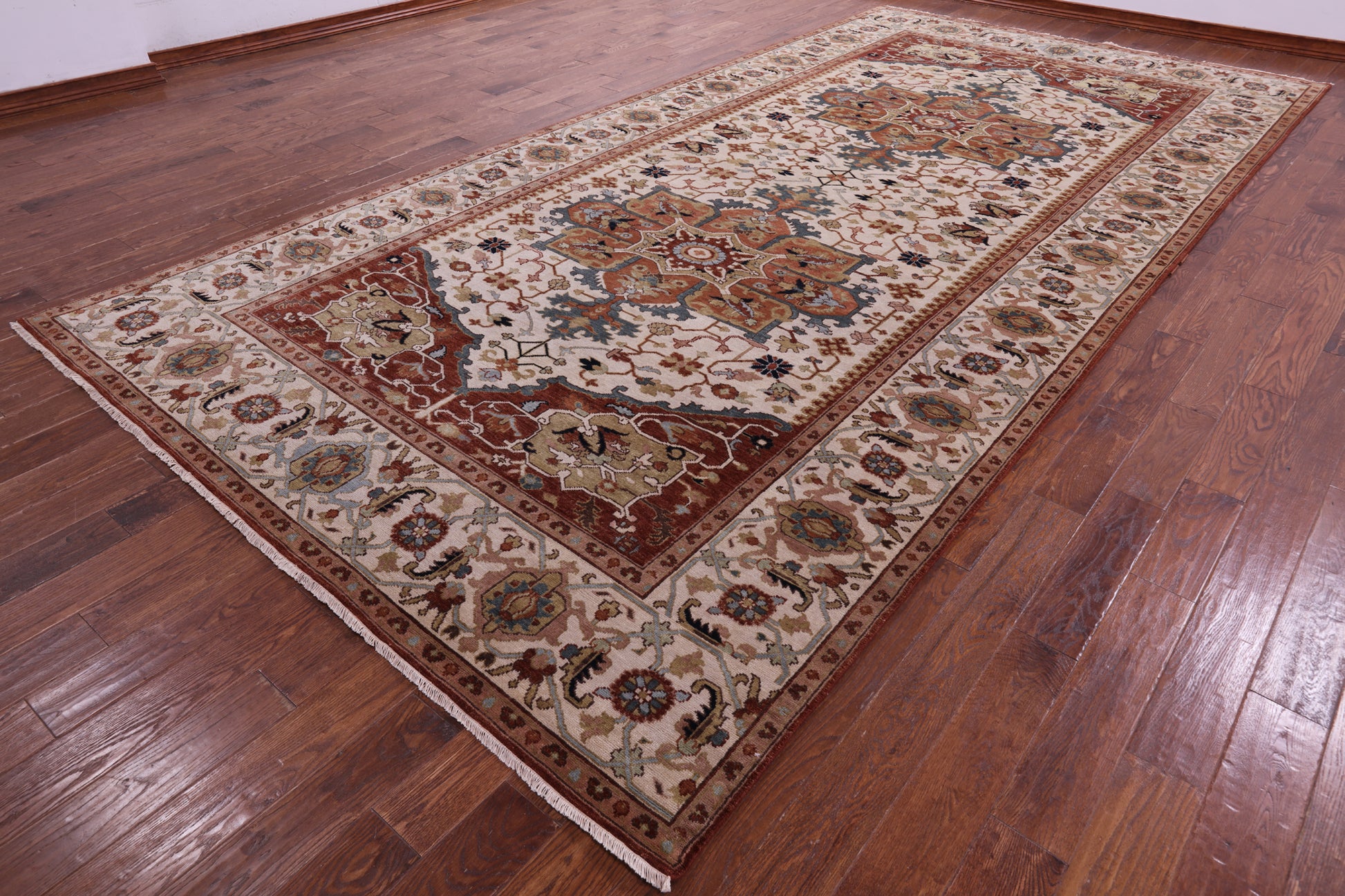 Ivory Geometric Heriz Serapi Hand Knotted Wool Rug - 7' 10" X 15' 9" - Golden Nile